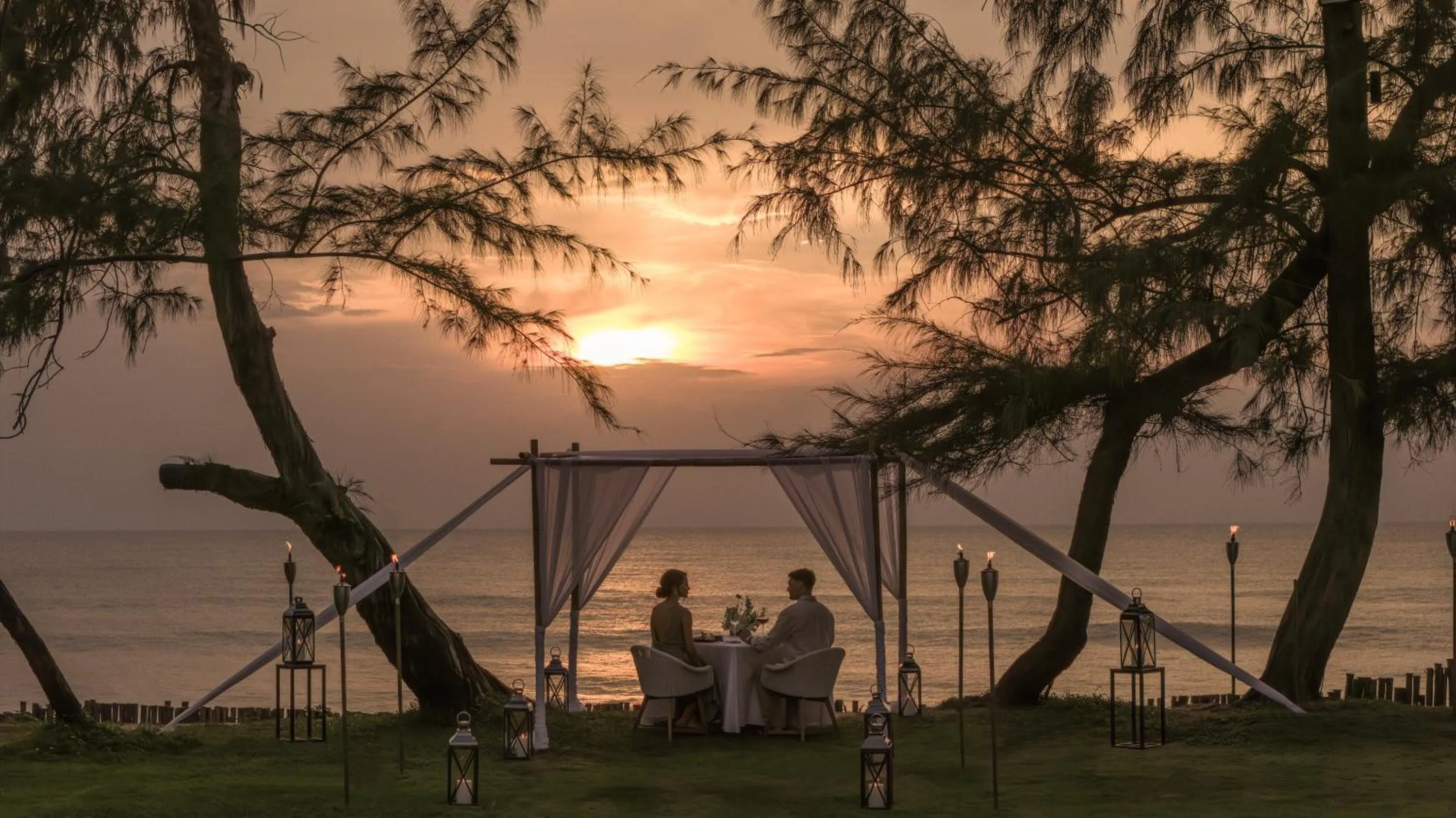 Restaurant/places to eat in Anantara Mai Khao Phuket Villas