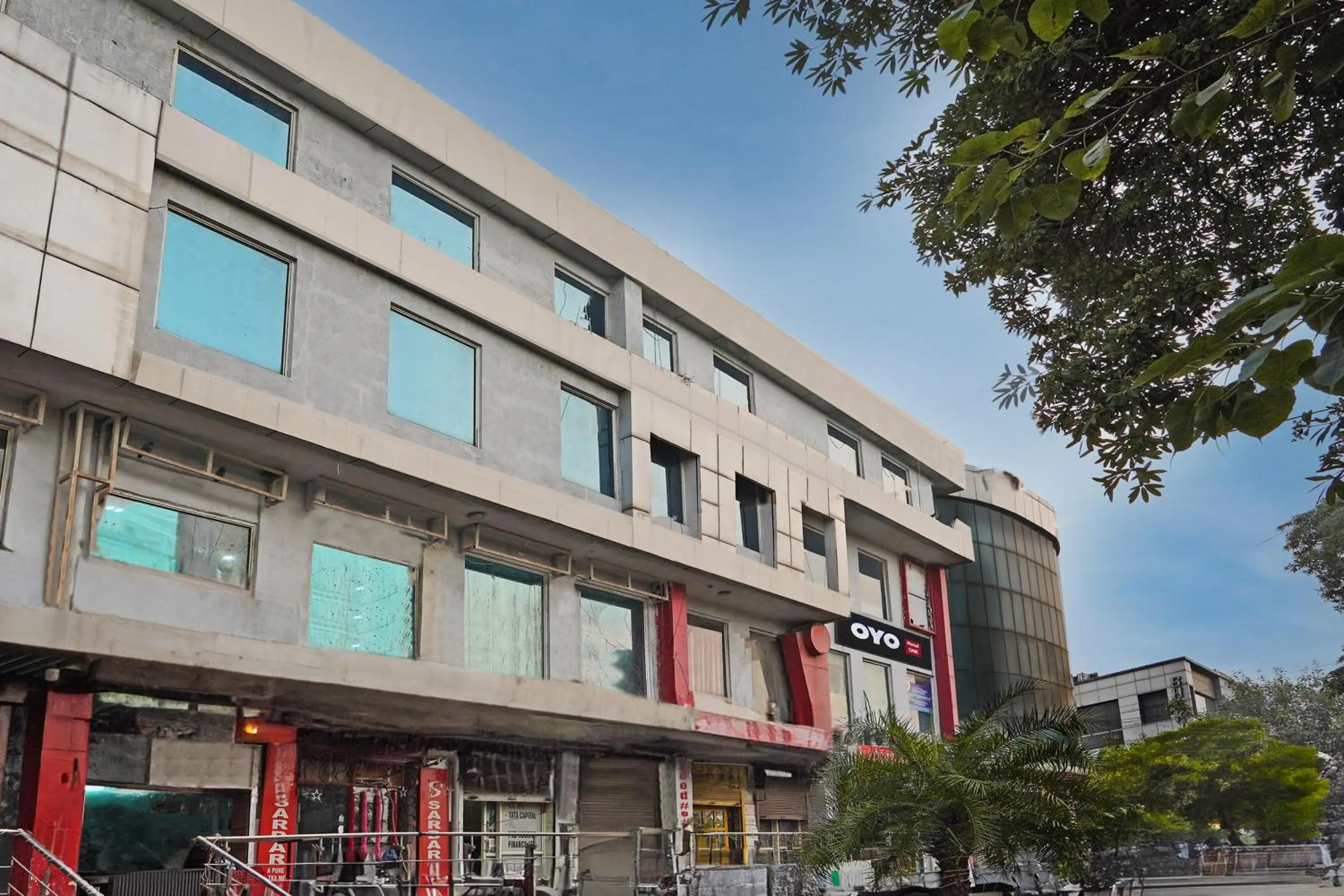 Facade/entrance in Hotel O One Hotel