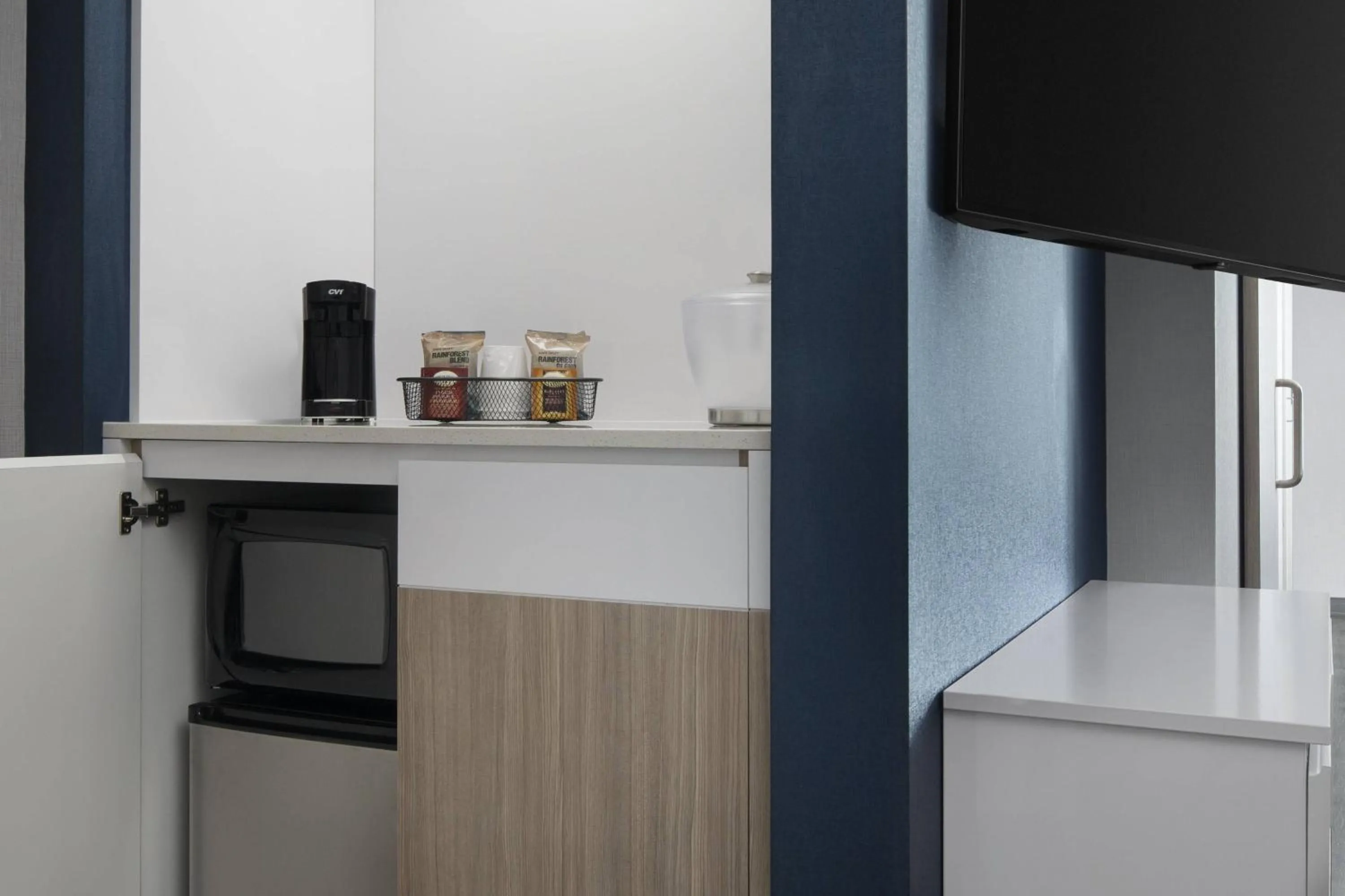 Photo of the whole room in SpringHill Suites by Marriott Tuckahoe Westchester County