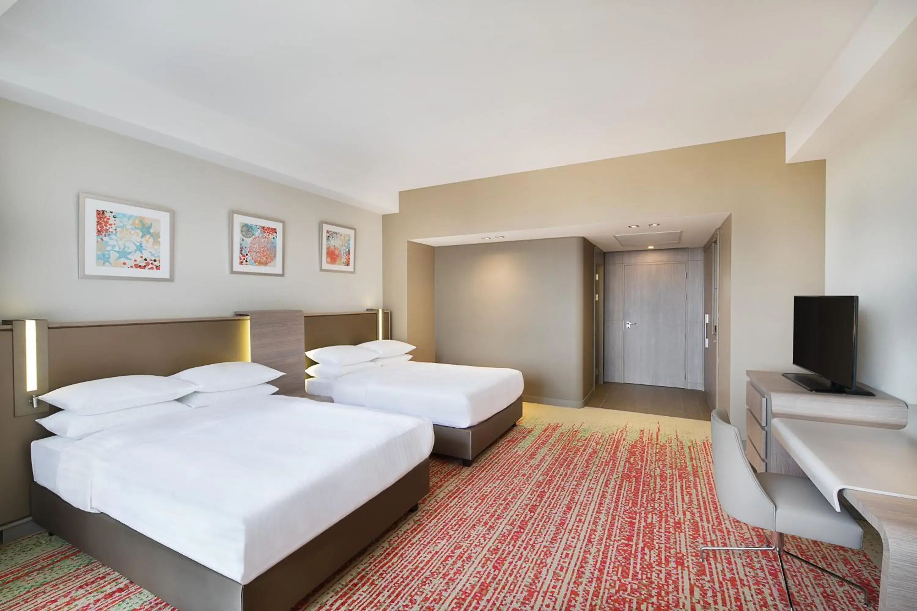 Deluxe Twin Room in Park Mall Hotel & Conference Center Deluxe Twin Room in Park Mall Hotel & Conference Center