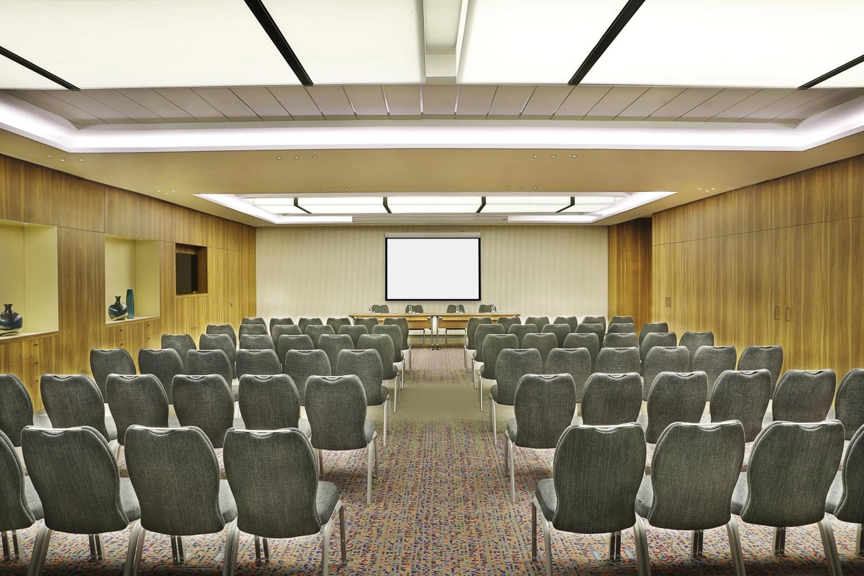 Meeting/conference room in Park Mall Hotel & Conference Center