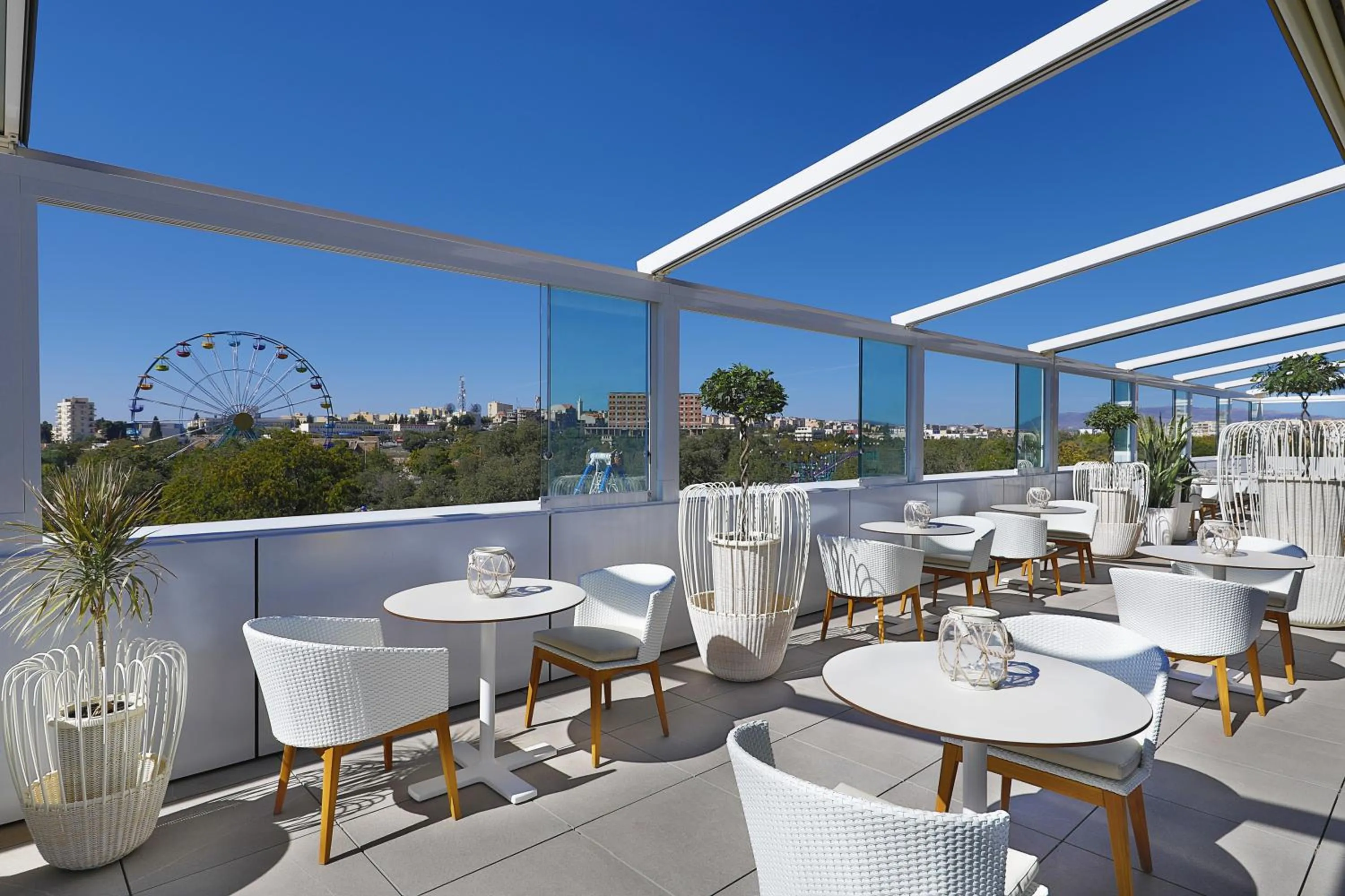 Restaurant/places to eat in Park Mall Hotel & Conference Center