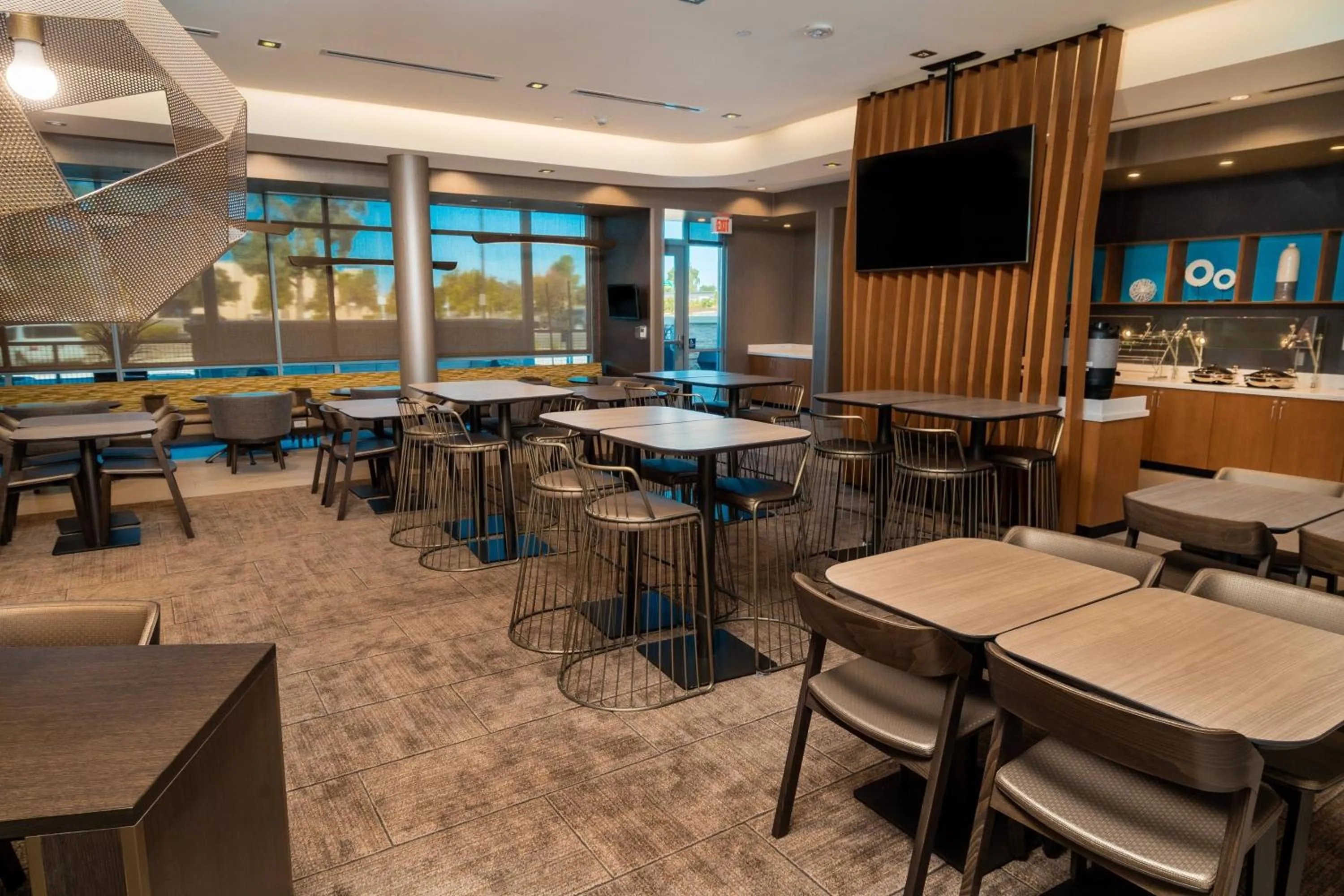 Breakfast in SpringHill Suites by Marriott Newark Fremont