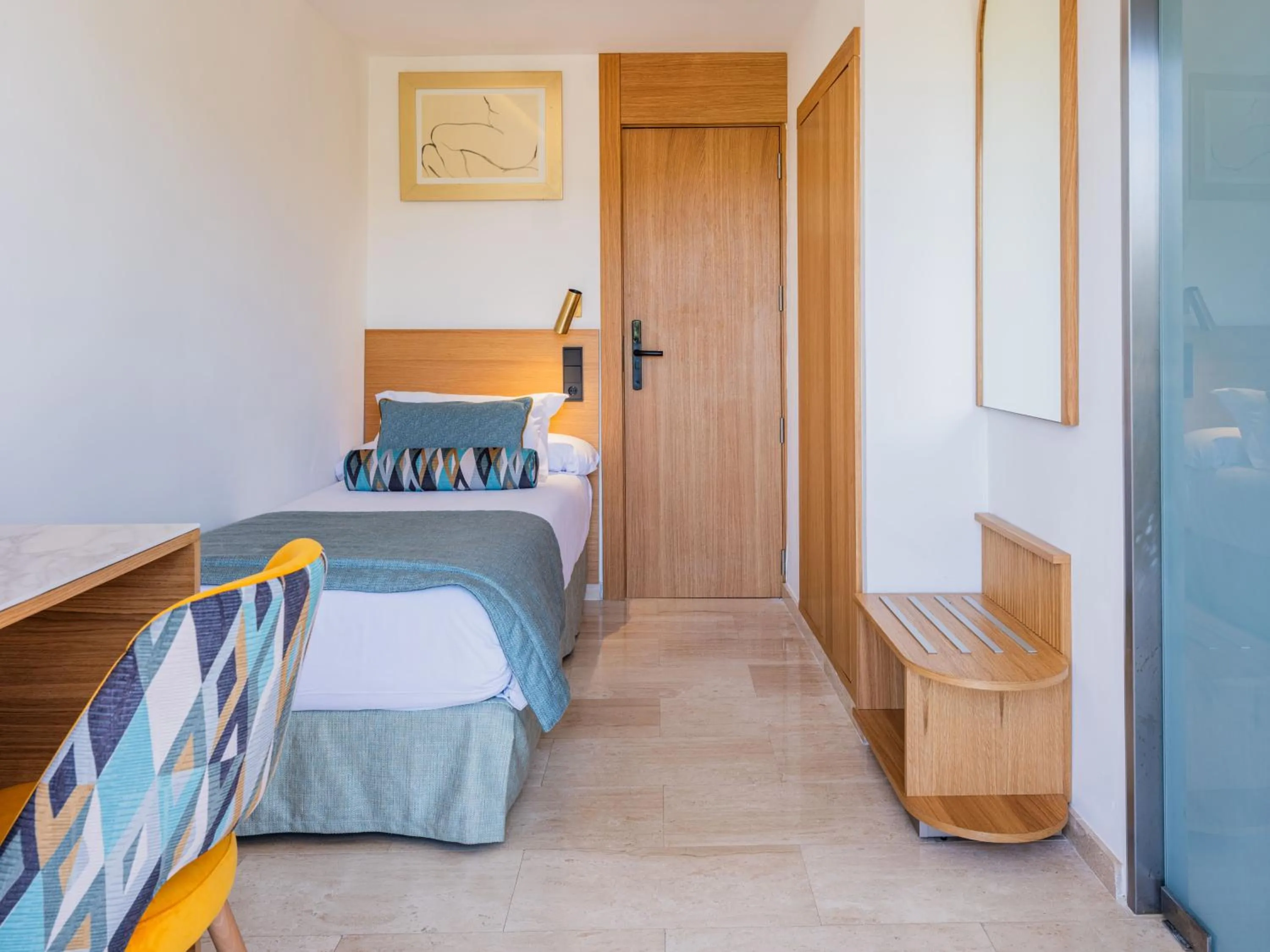 Bedroom, Bed in Grupotel Playa Camp de Mar - Adults Only