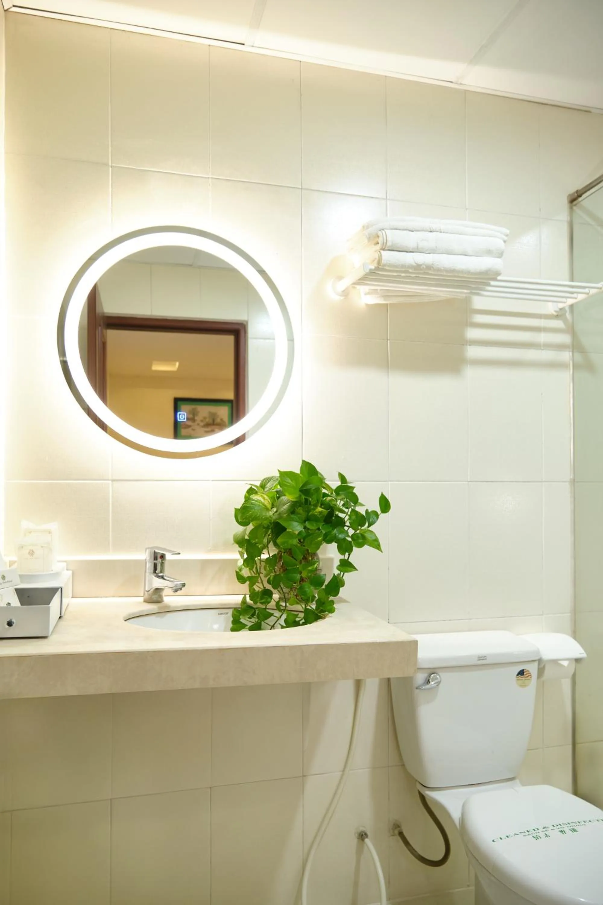 Small Double Room in Song Anh 3 Hotel