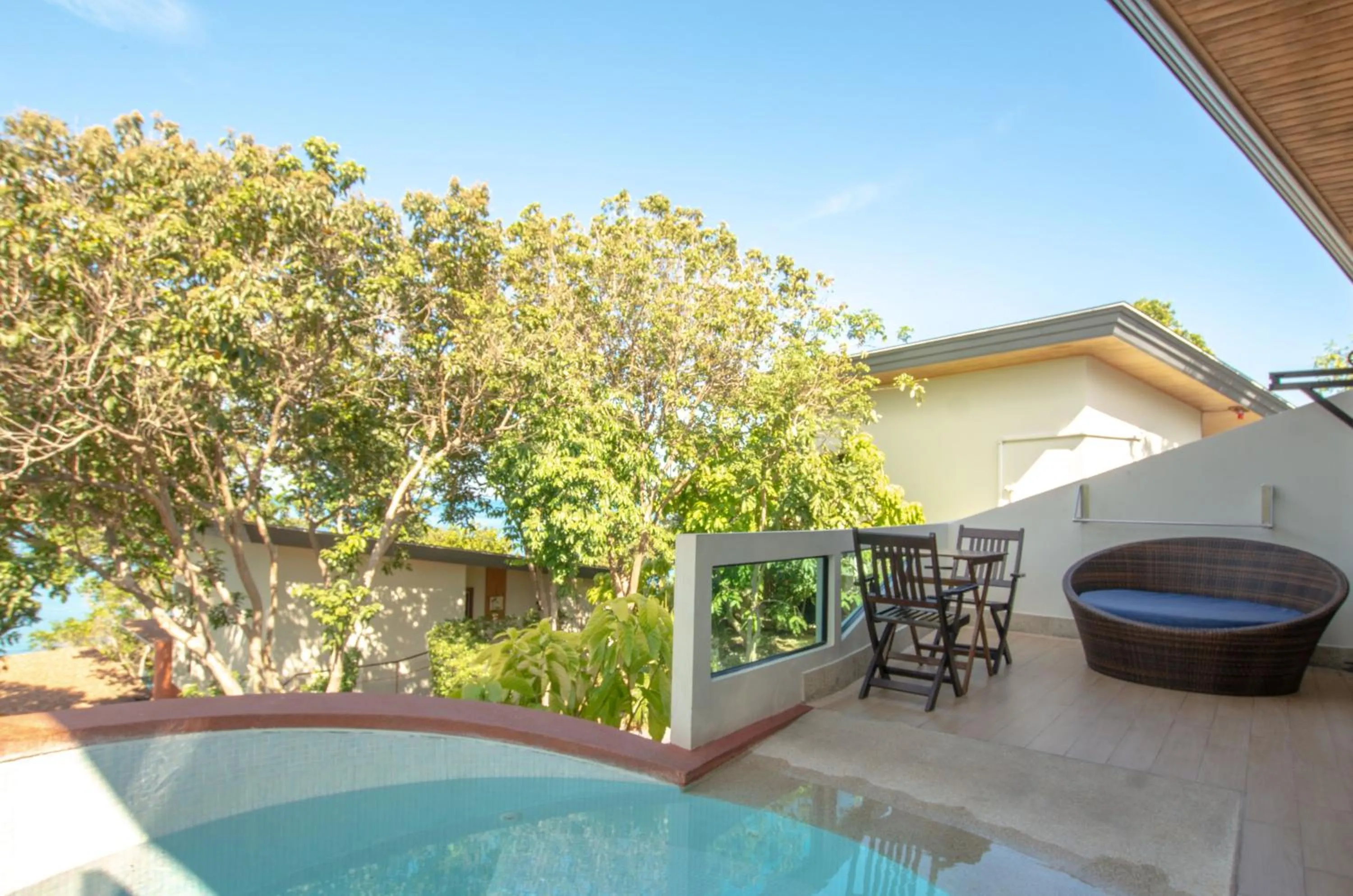 Cocohut Beach Resort Koh Phangan