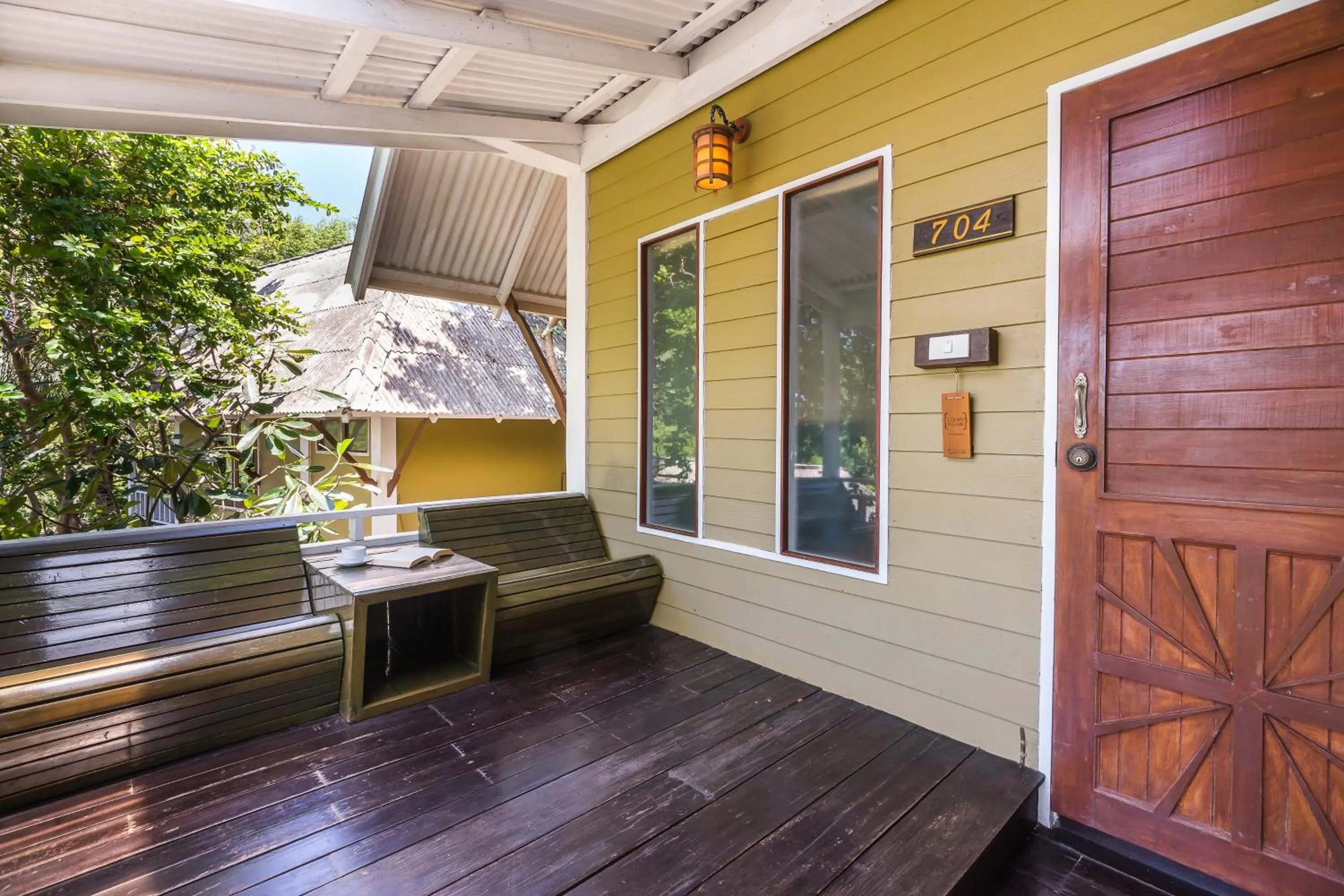Patio in Cocohut Beach Resort Koh Phangan