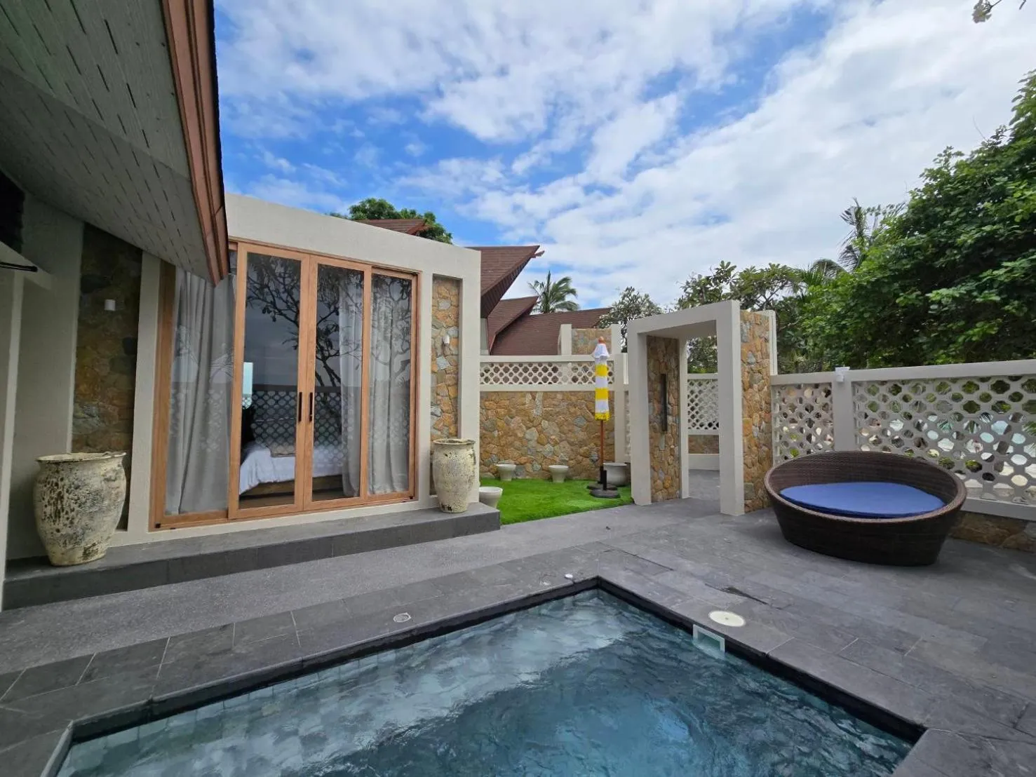 Cocohut Beach Resort Koh Phangan