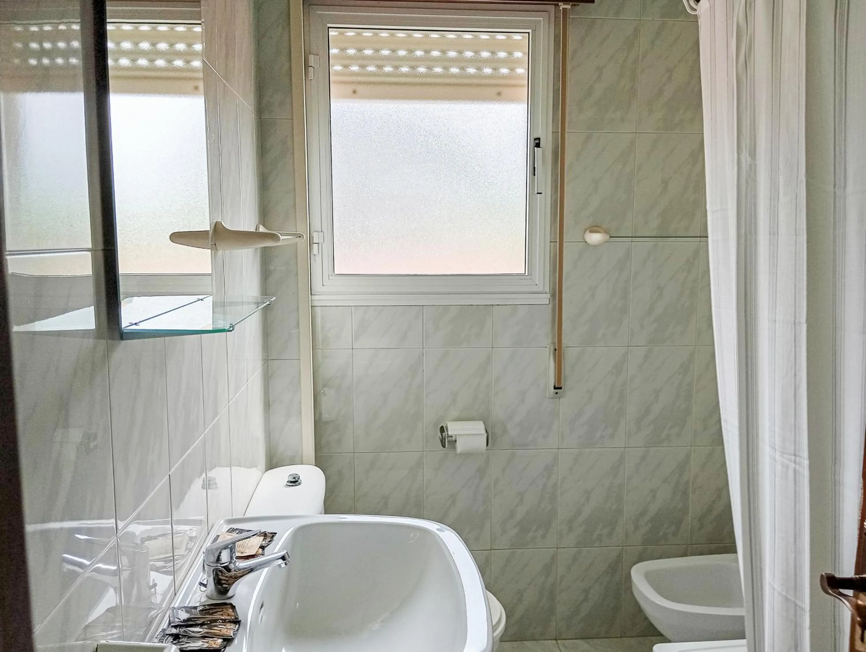 Bathroom in Apartamentos Revo Salinas 3000