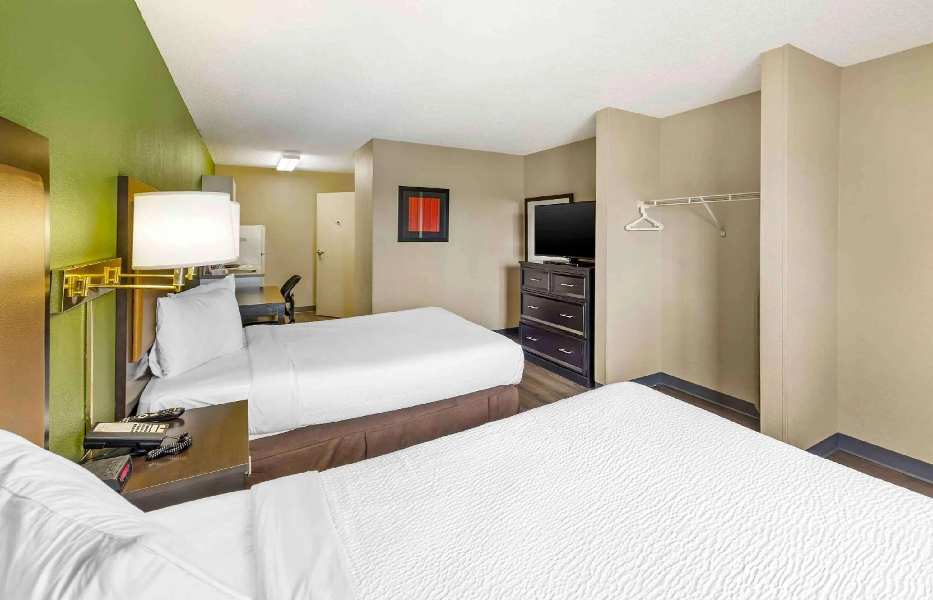 Bedroom, Bed in Extended Stay America Suites - Sacramento - Northgate