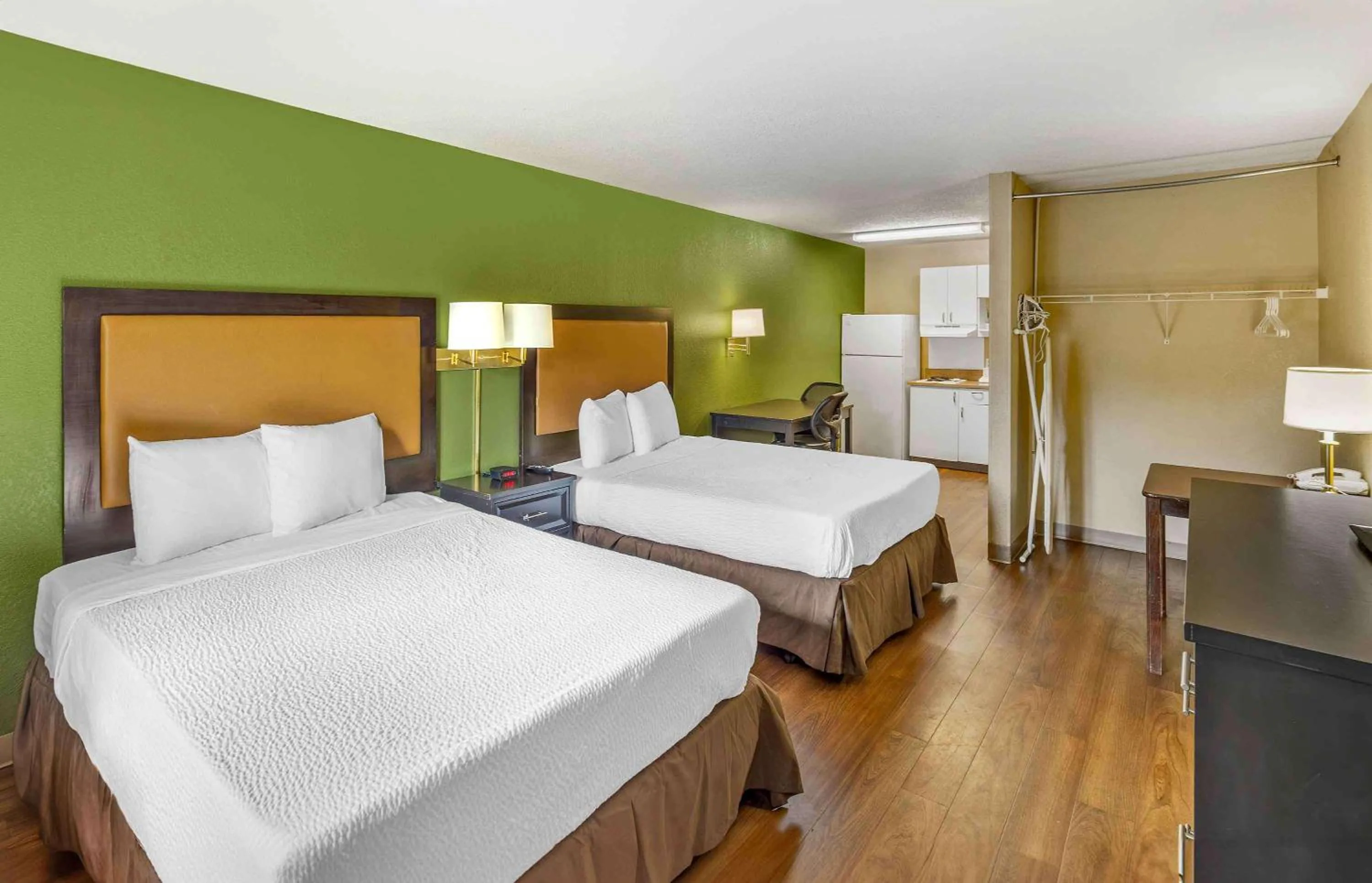 Bedroom, Bed in Extended Stay America Suites - Sacramento - Northgate