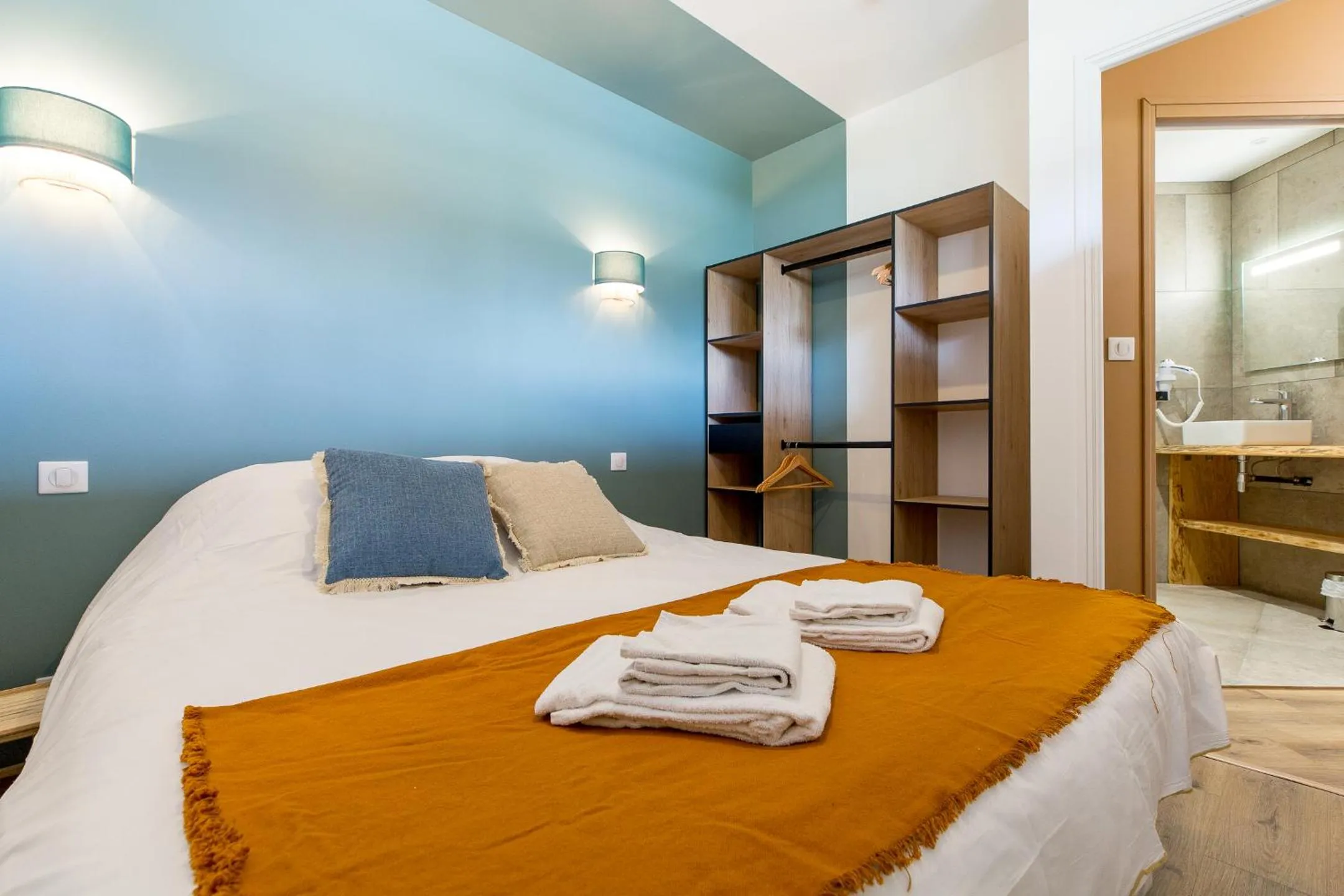 Bed in Appart'Hôtel Les Lofts du Grand Lac de Lozère