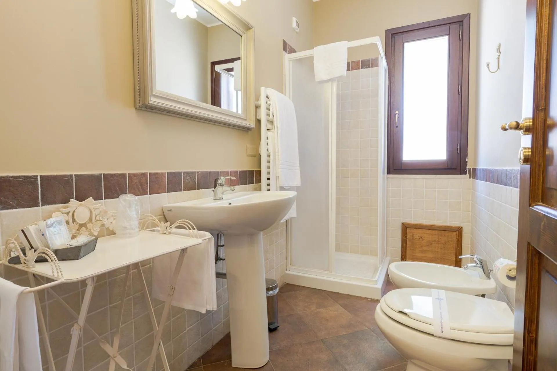 Bathroom in Hotel Villa Calandrino