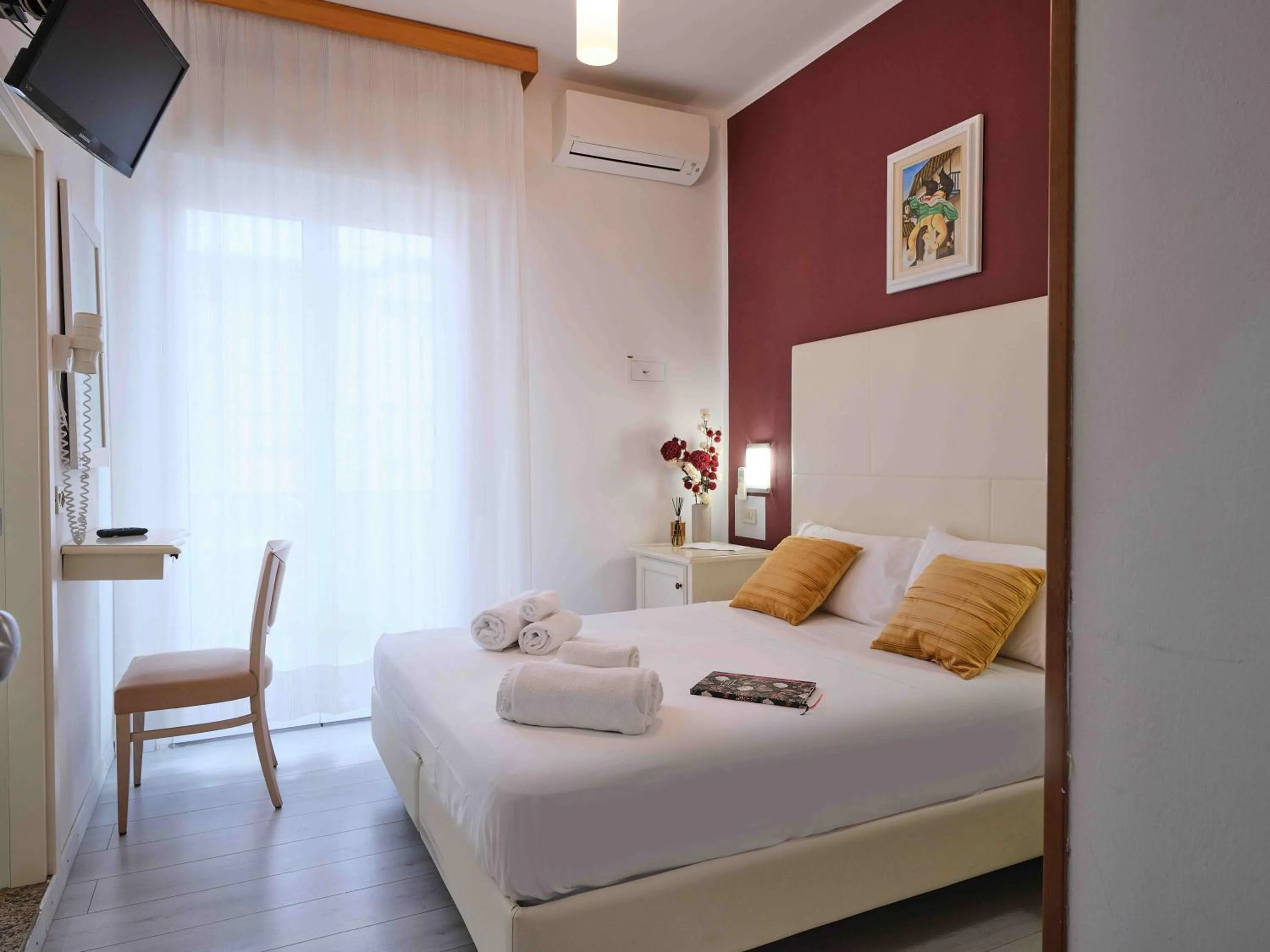 Bed in Golf & Beach Hotel