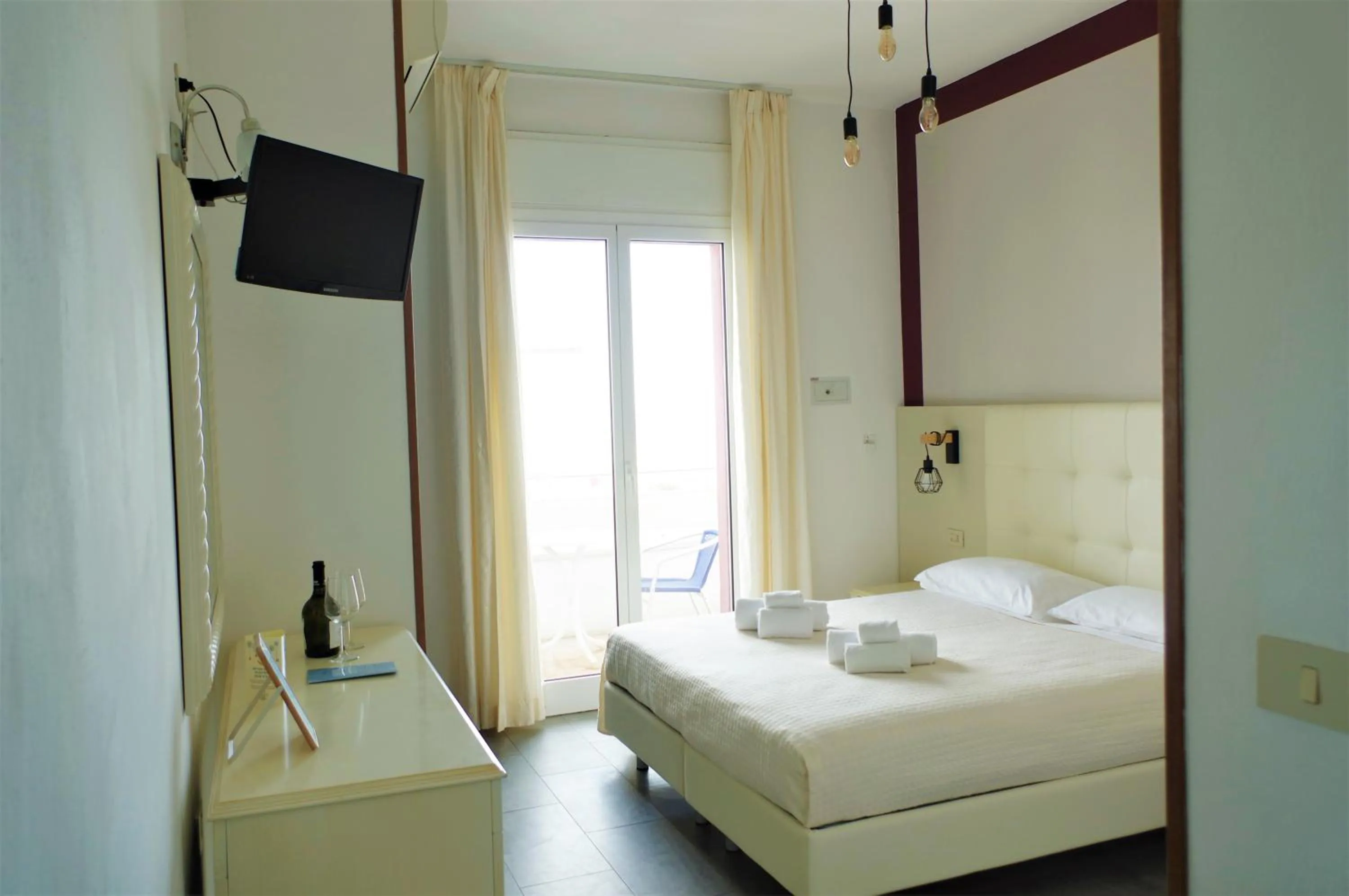 Bed in Golf & Beach Hotel