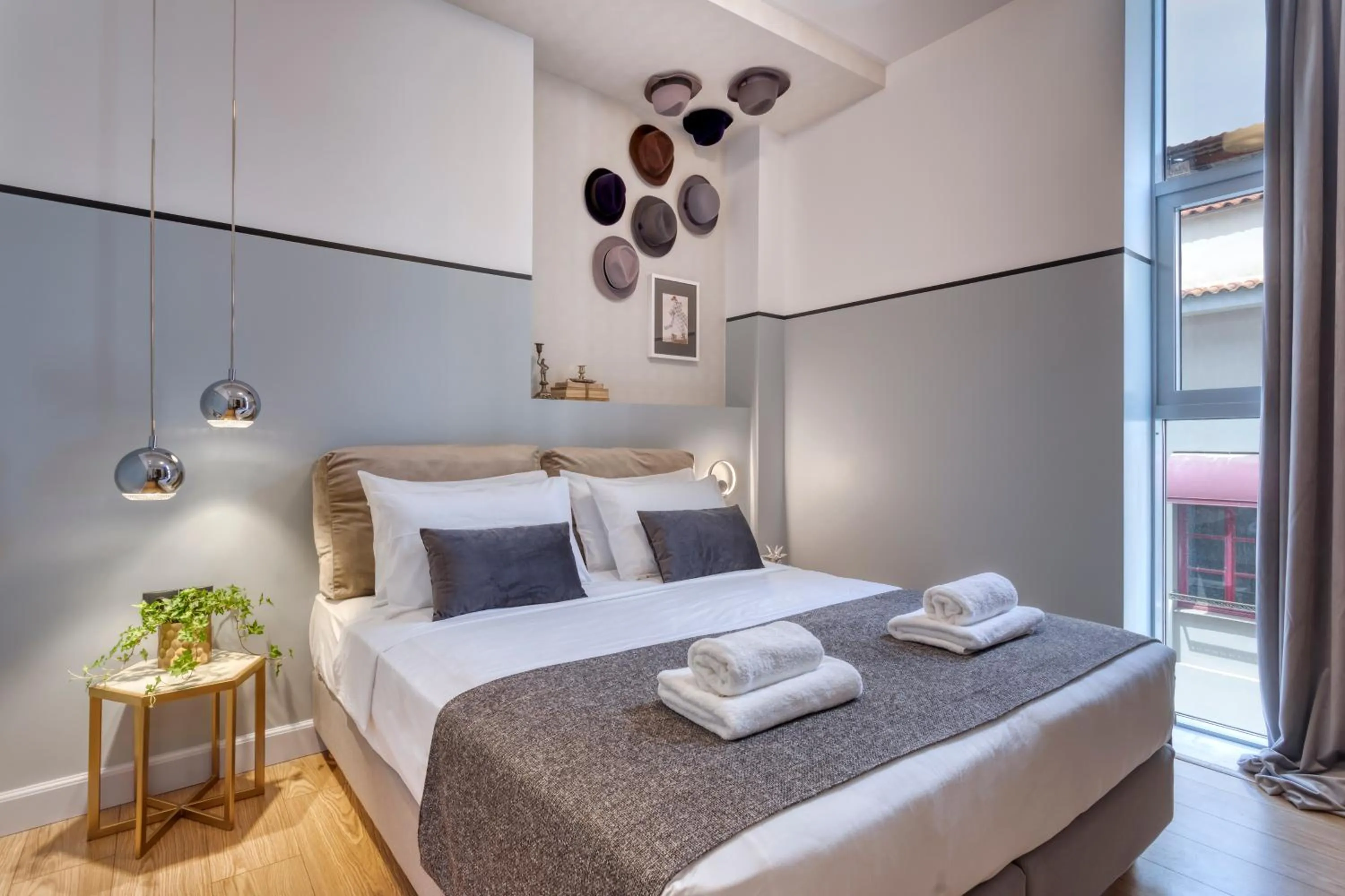 Bed in The Pinnacle Athens