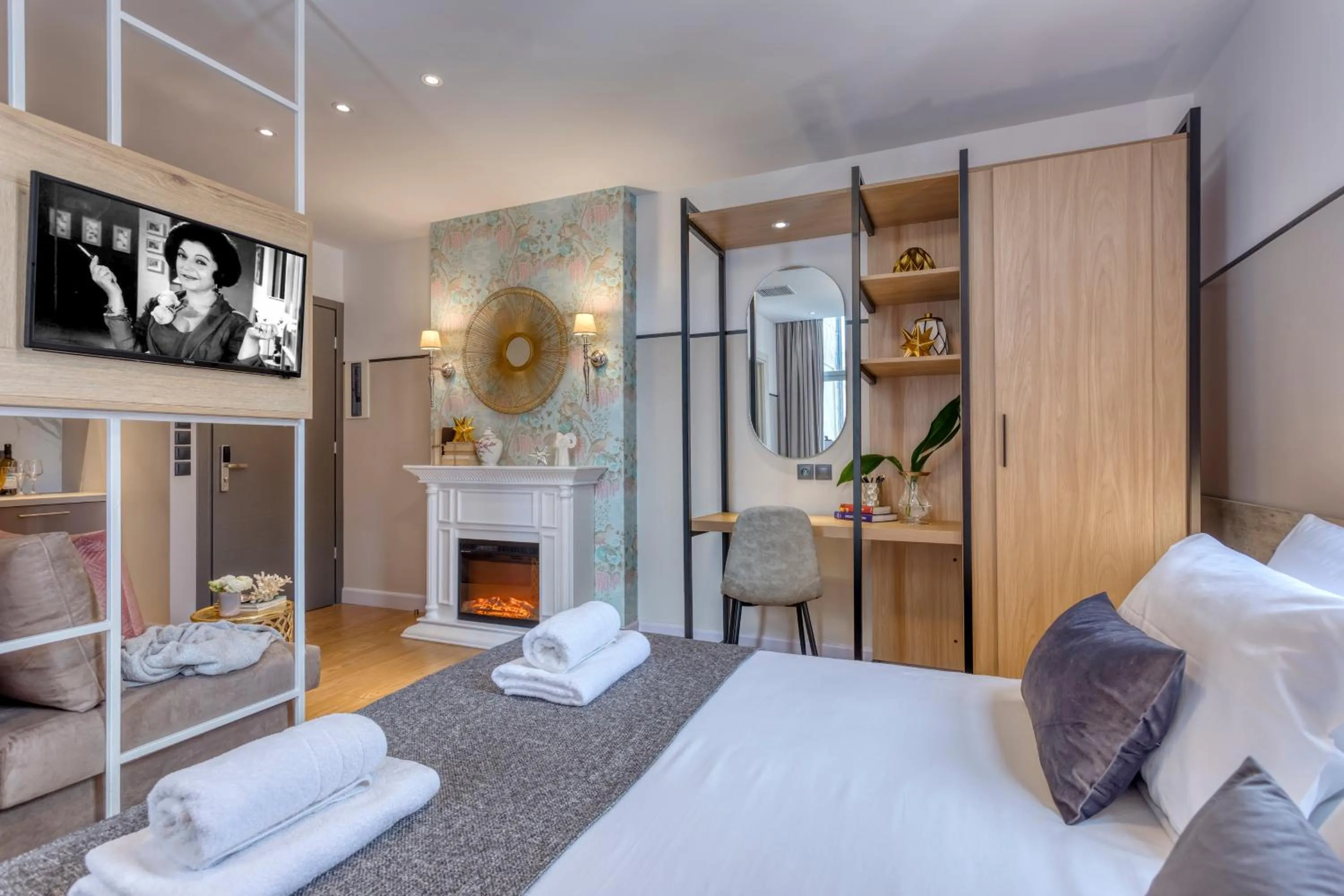 Bed in The Pinnacle Athens