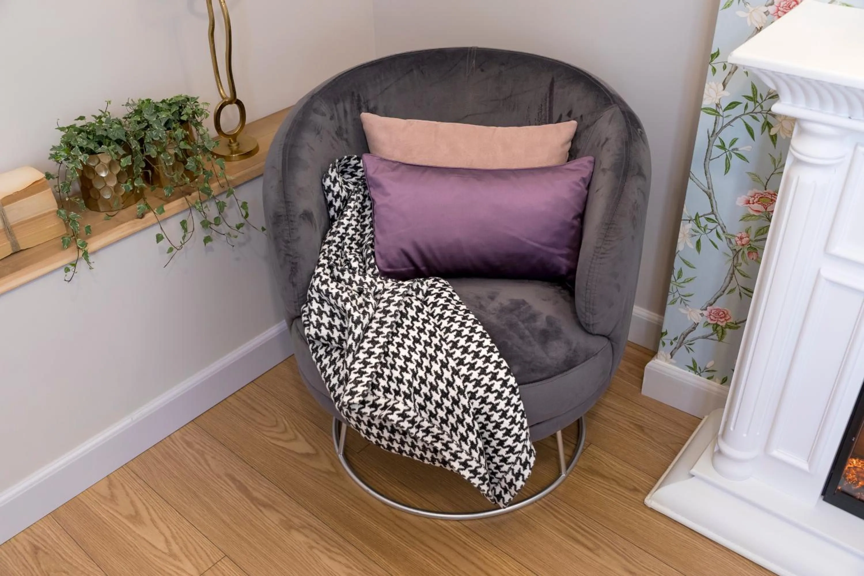 Decorative detail in The Pinnacle Athens