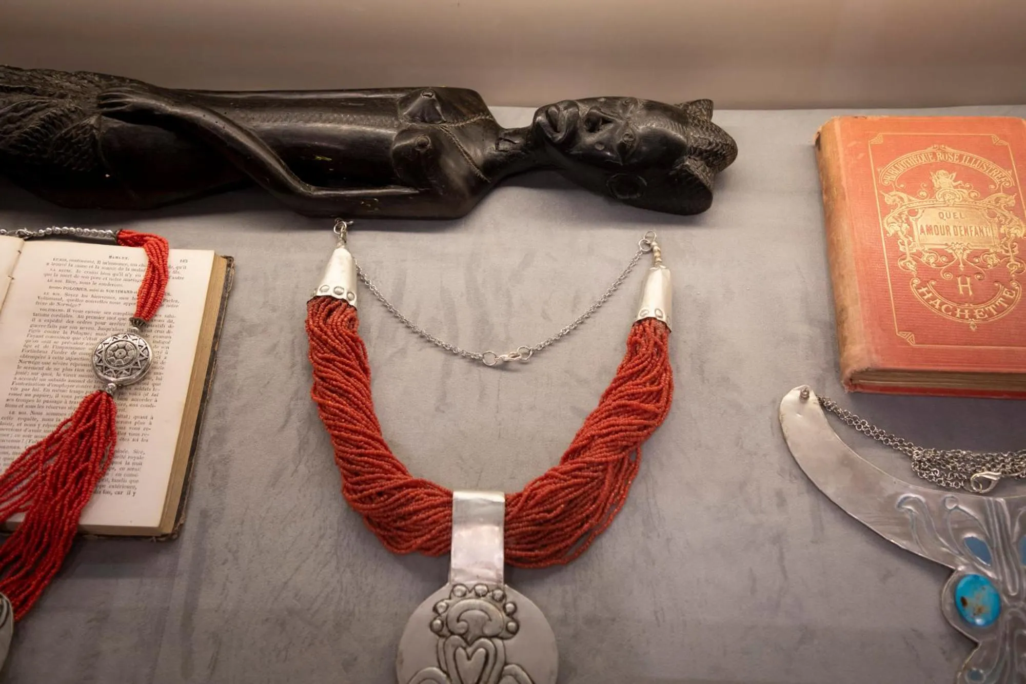 On-site shops in The Pinnacle Athens