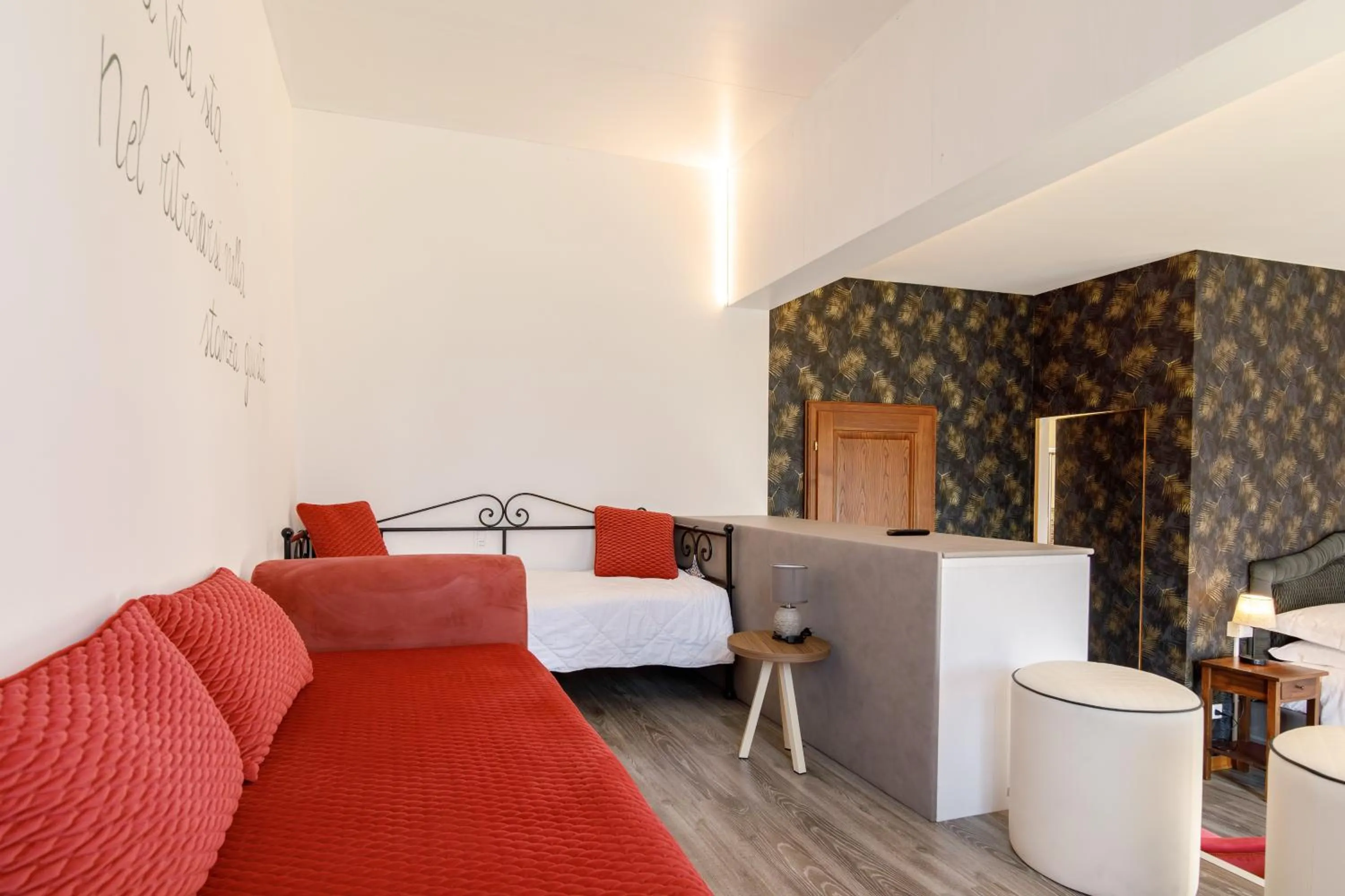 Bed in Agriturismo Villa Godenano - Pool&Restaurant