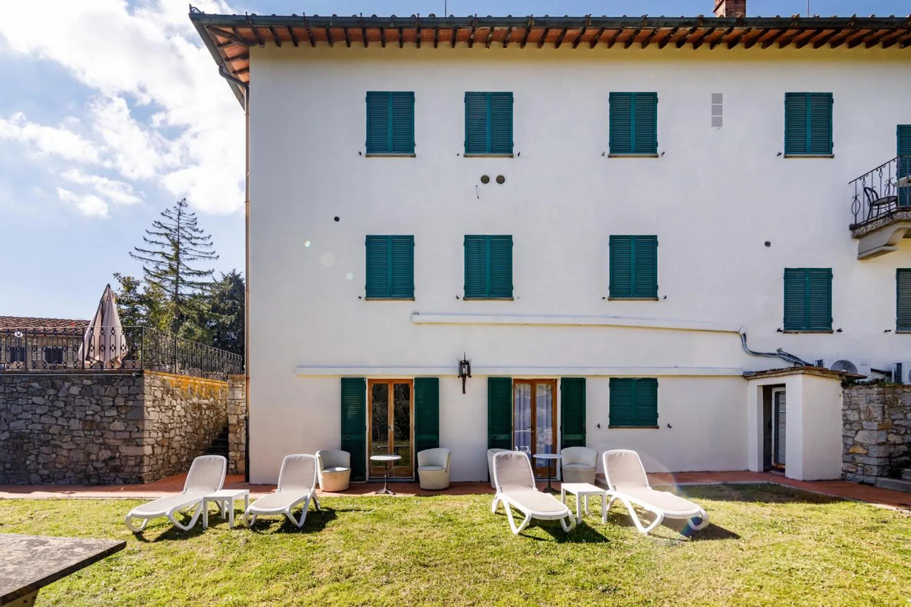 Patio in Agriturismo Villa Godenano - Pool&Restaurant