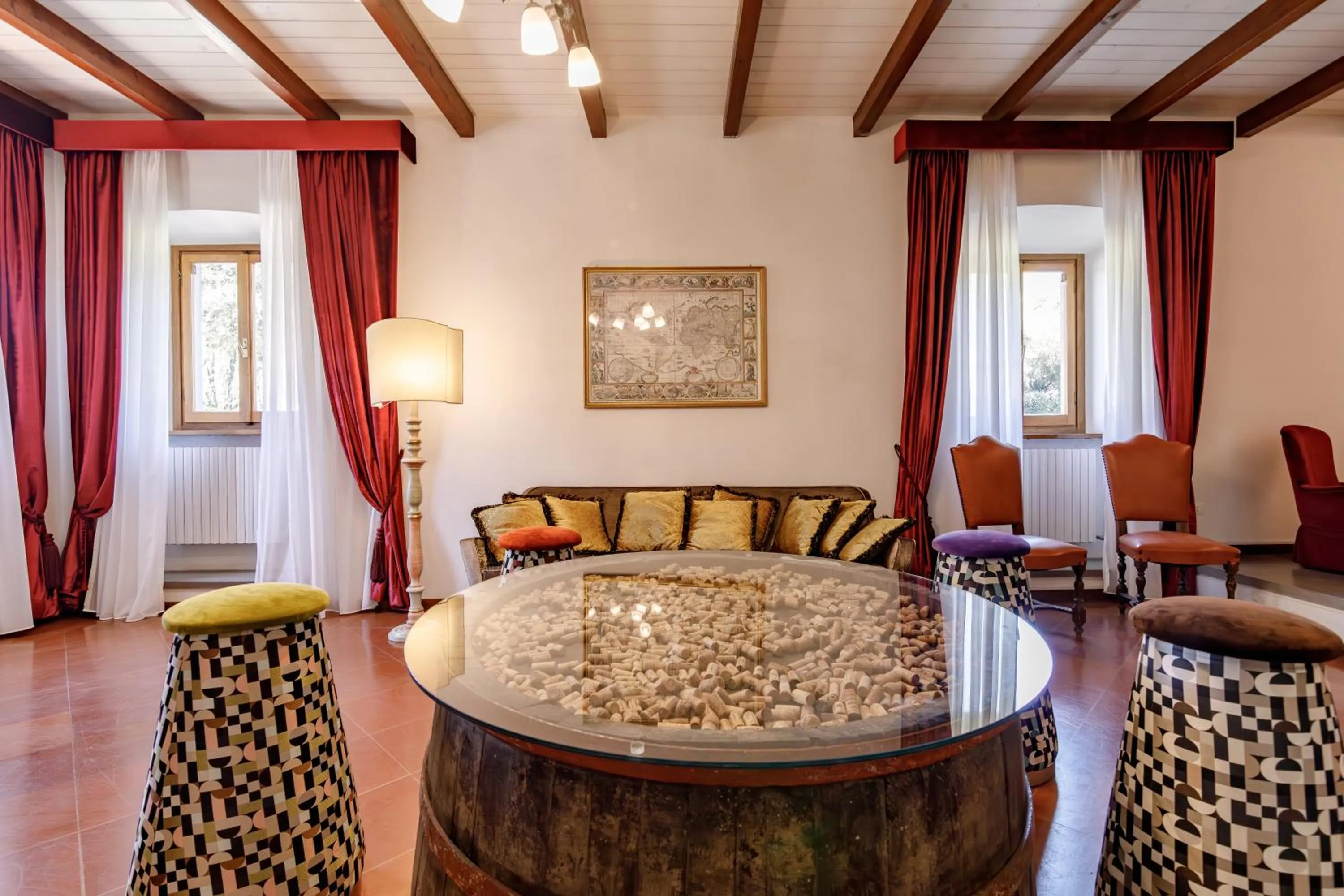 furniture in Agriturismo Villa Godenano - Pool&Restaurant