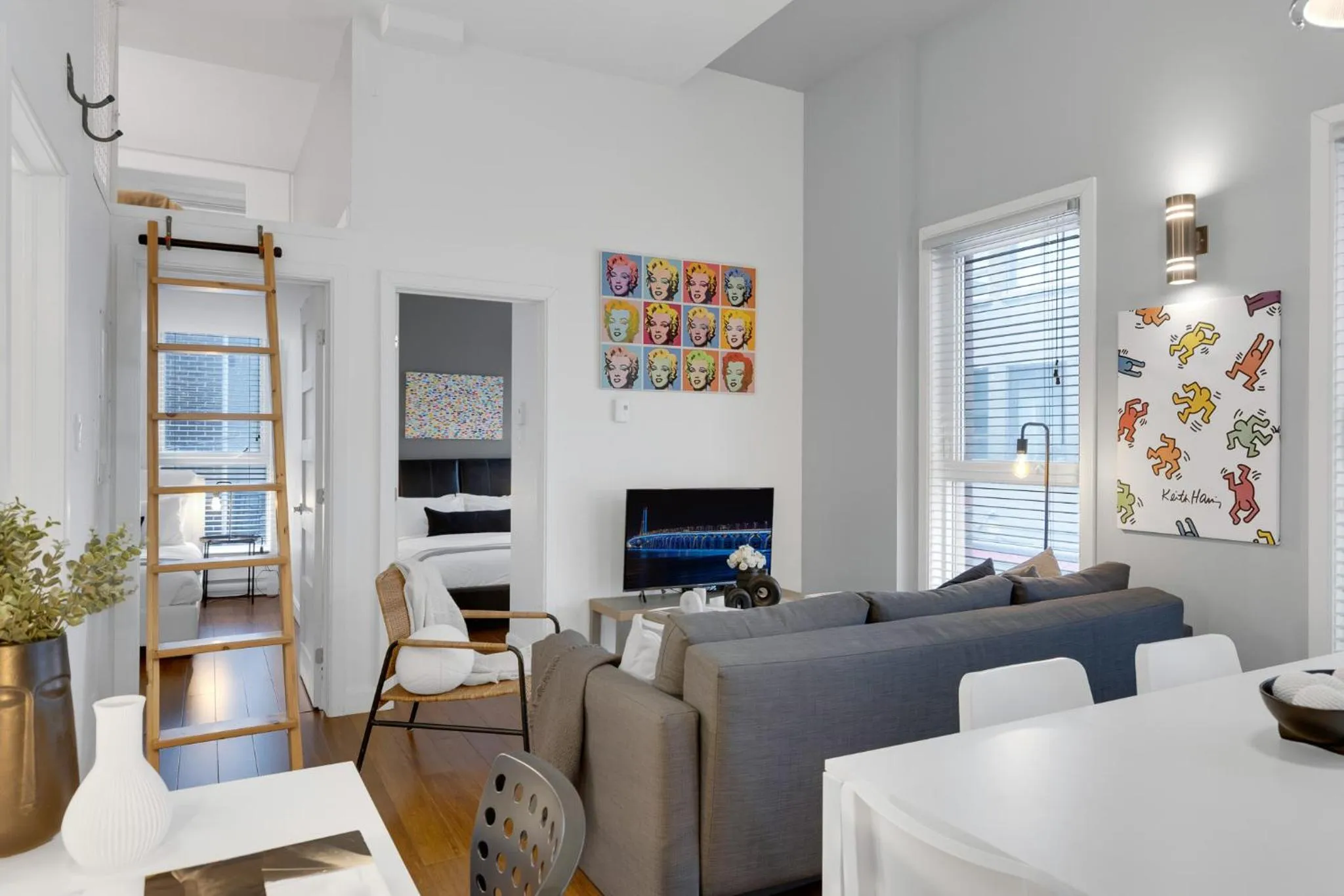 TV and multimedia in LiV MTL Main