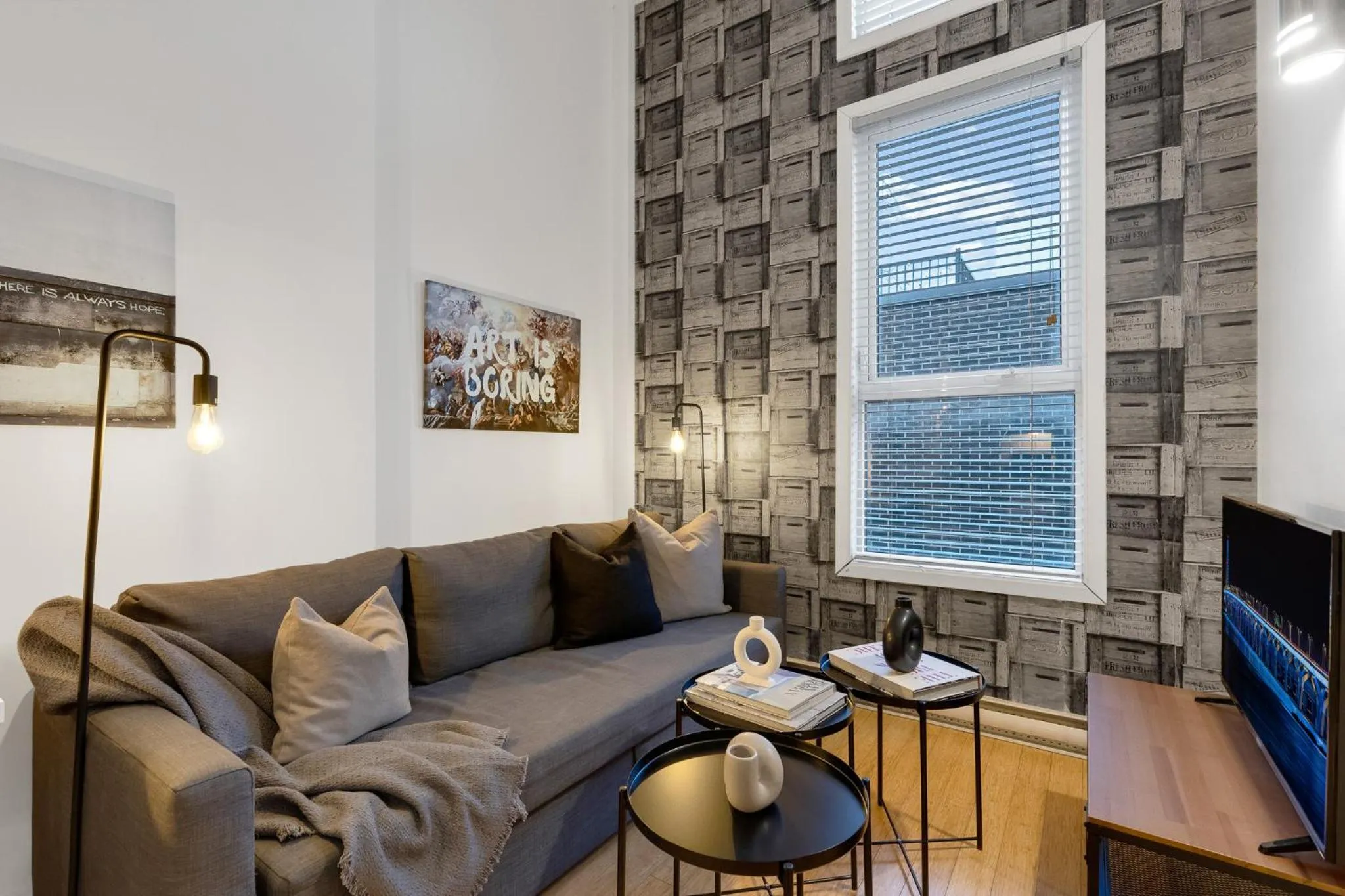 TV and multimedia in LiV MTL Main