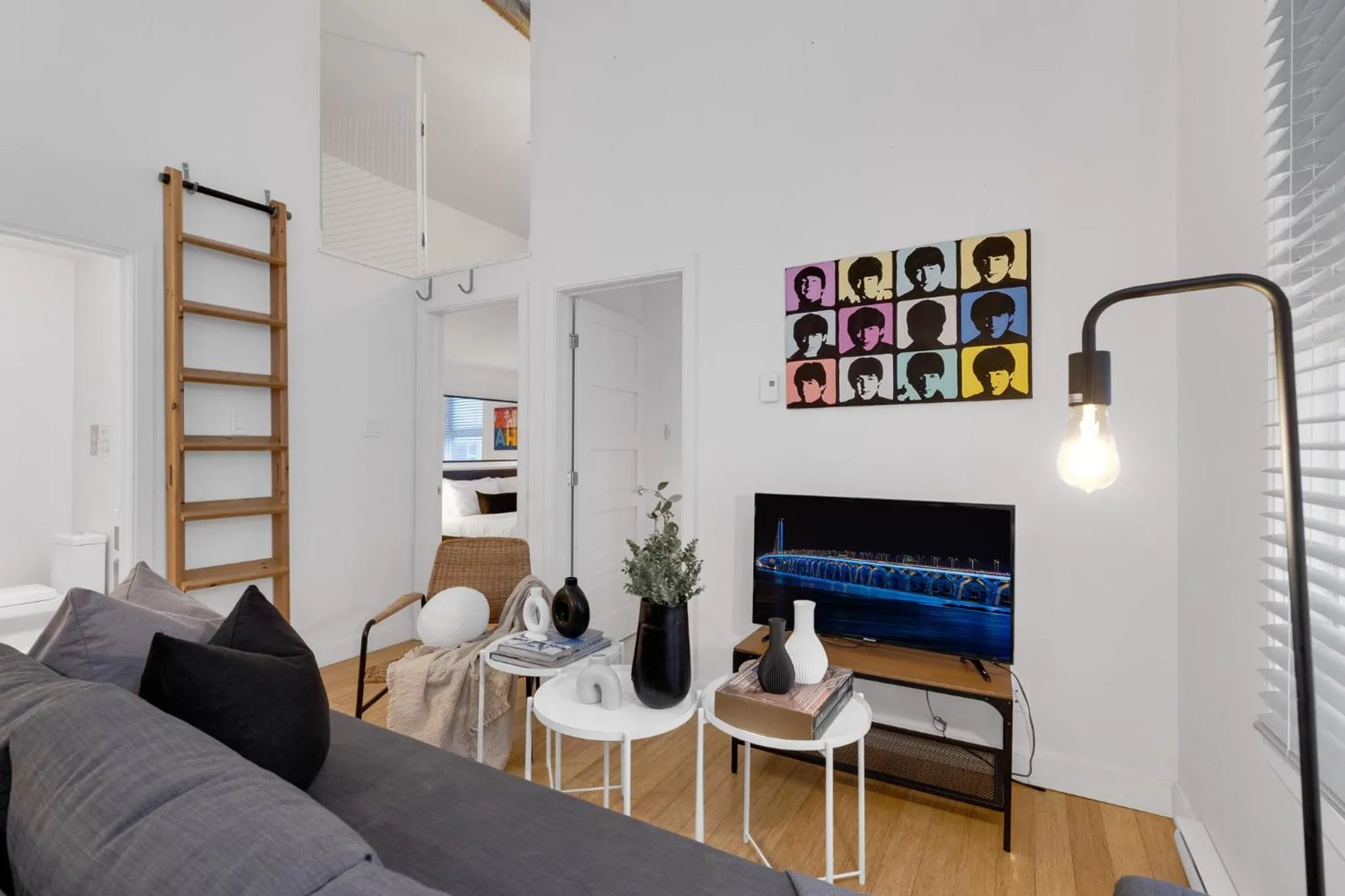 TV and multimedia in LiV MTL Main