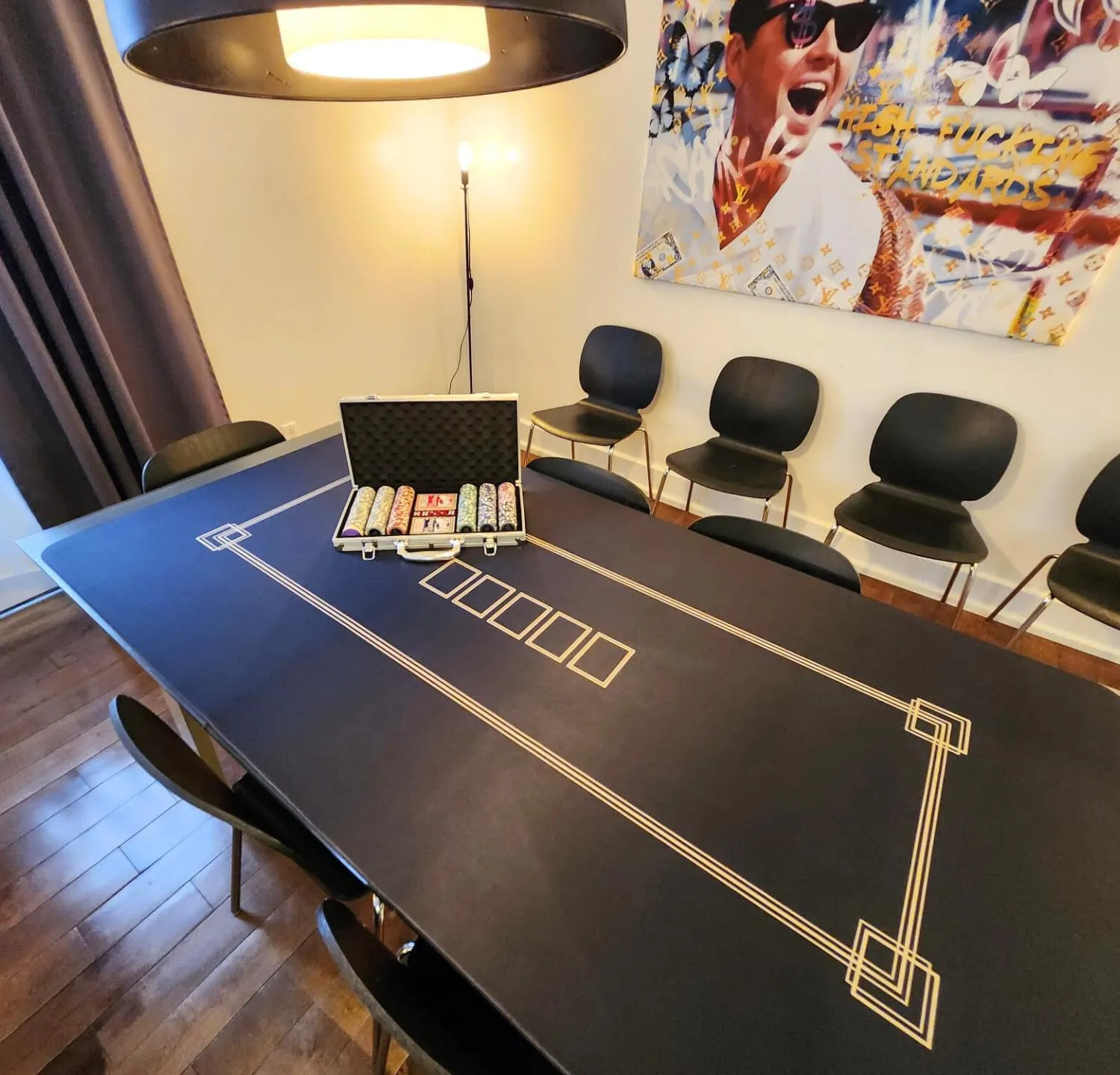 Game Room in LiV MTL Chic