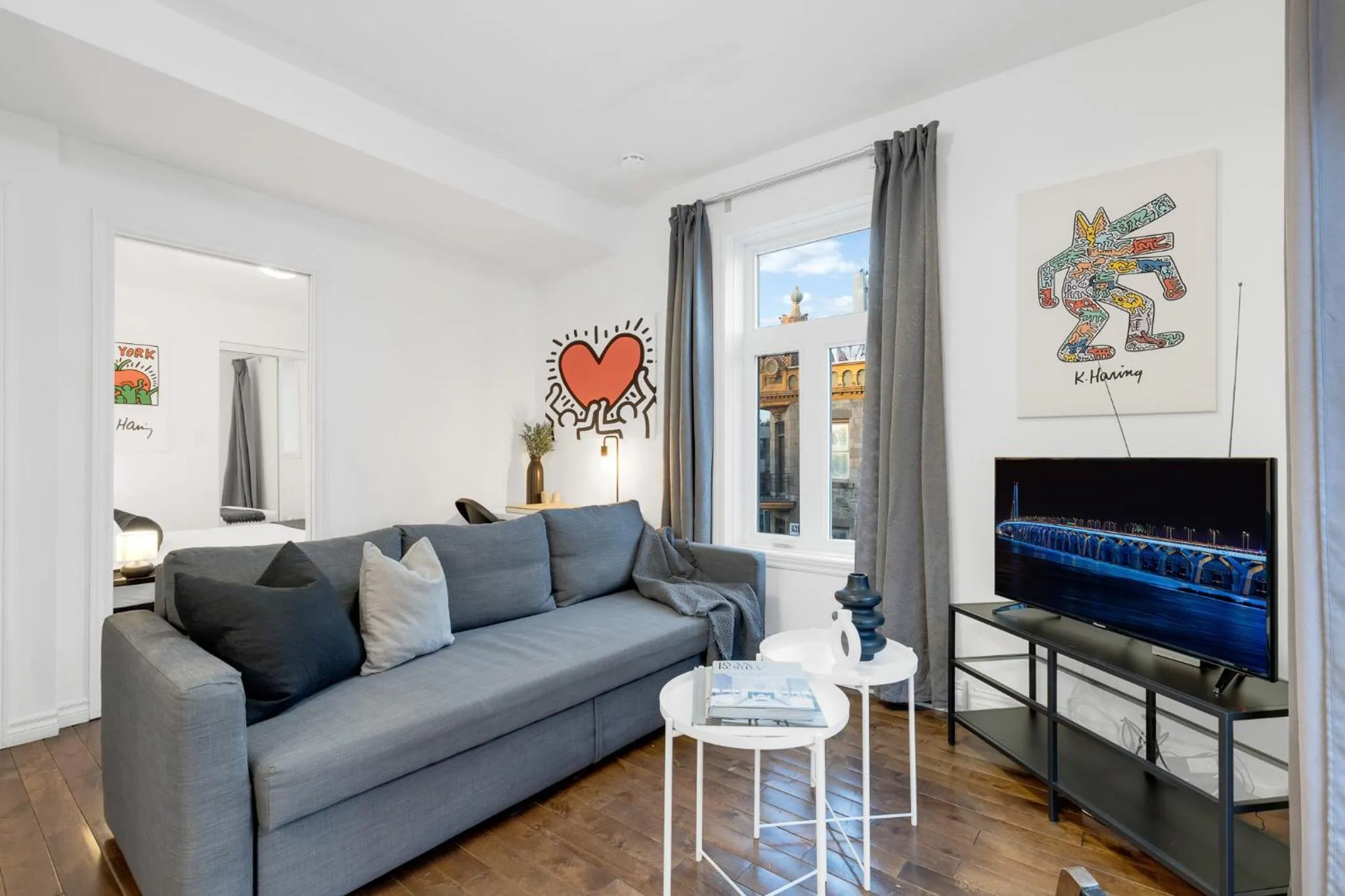 Communal lounge/ TV room in LiV MTL MTL