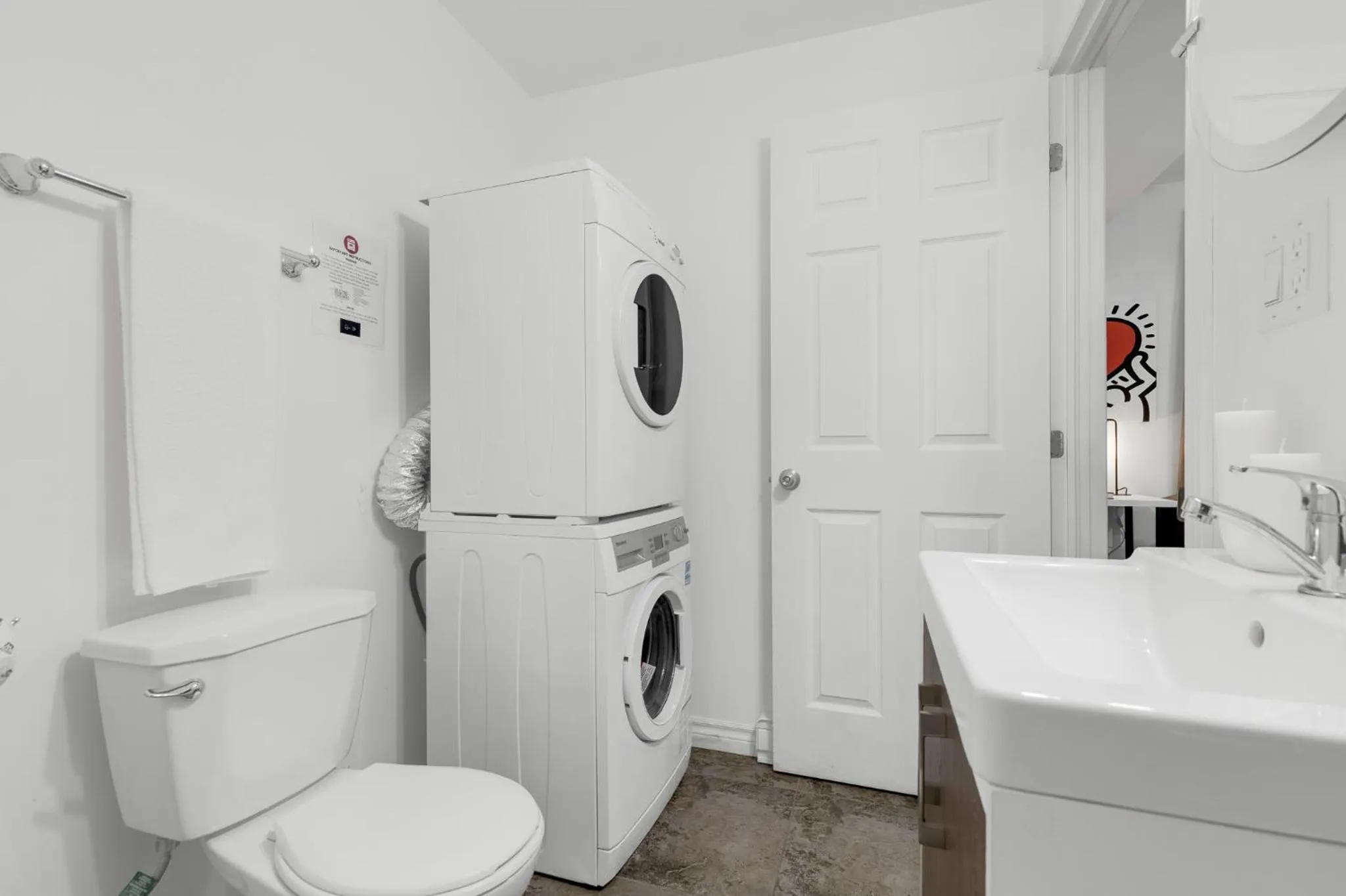 Shower in LiV MTL MTL