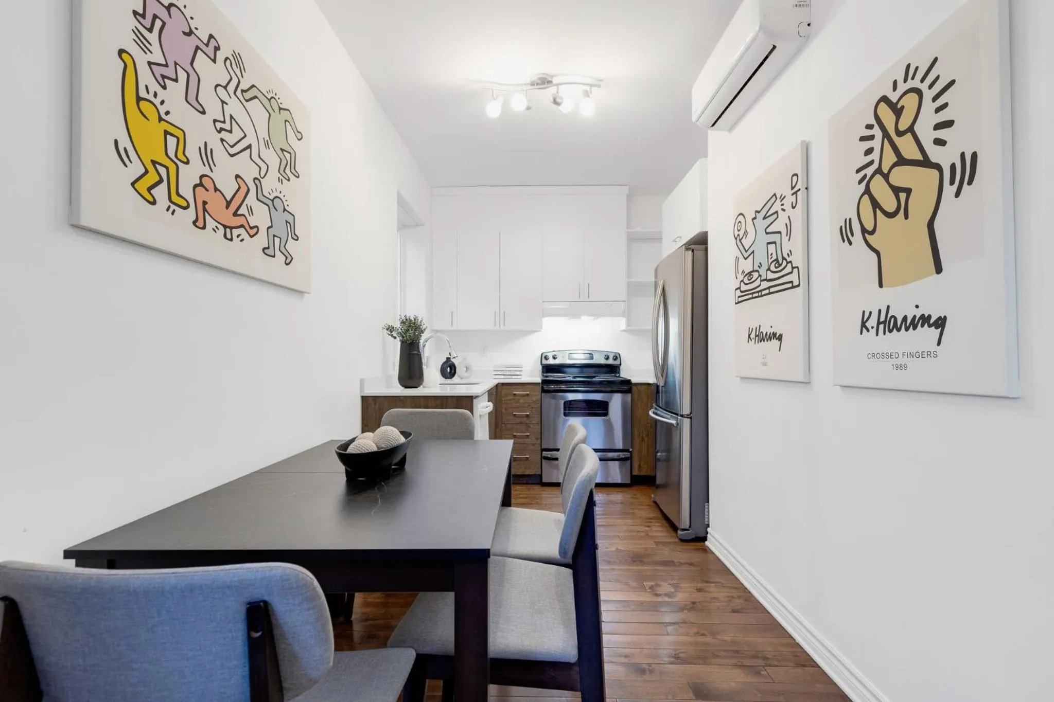 Kitchen or kitchenette in LiV MTL MTL