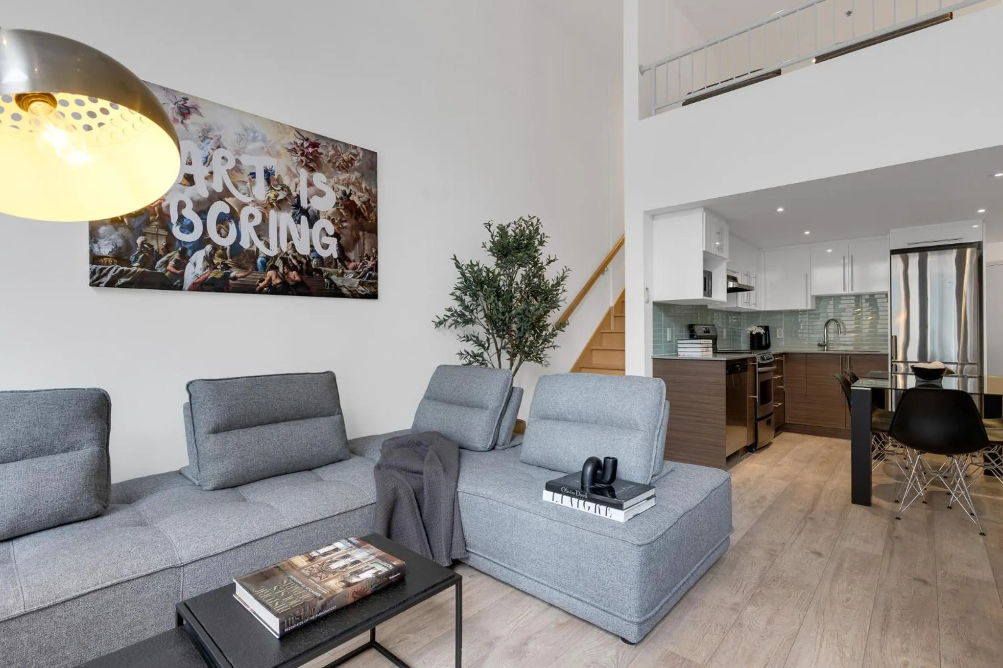 Kitchen or kitchenette in LiV MTL Downtown