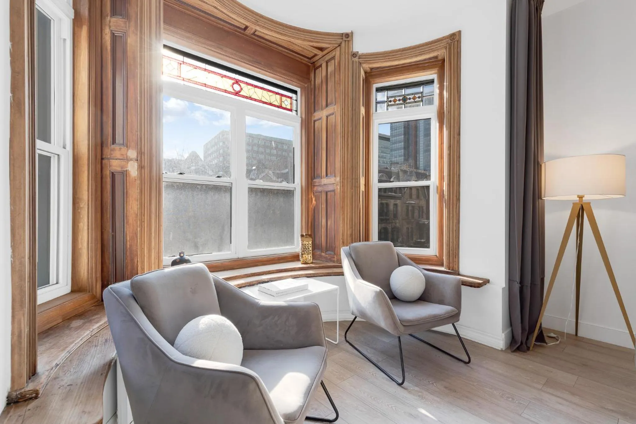 Living room in LiV MTL Downtown