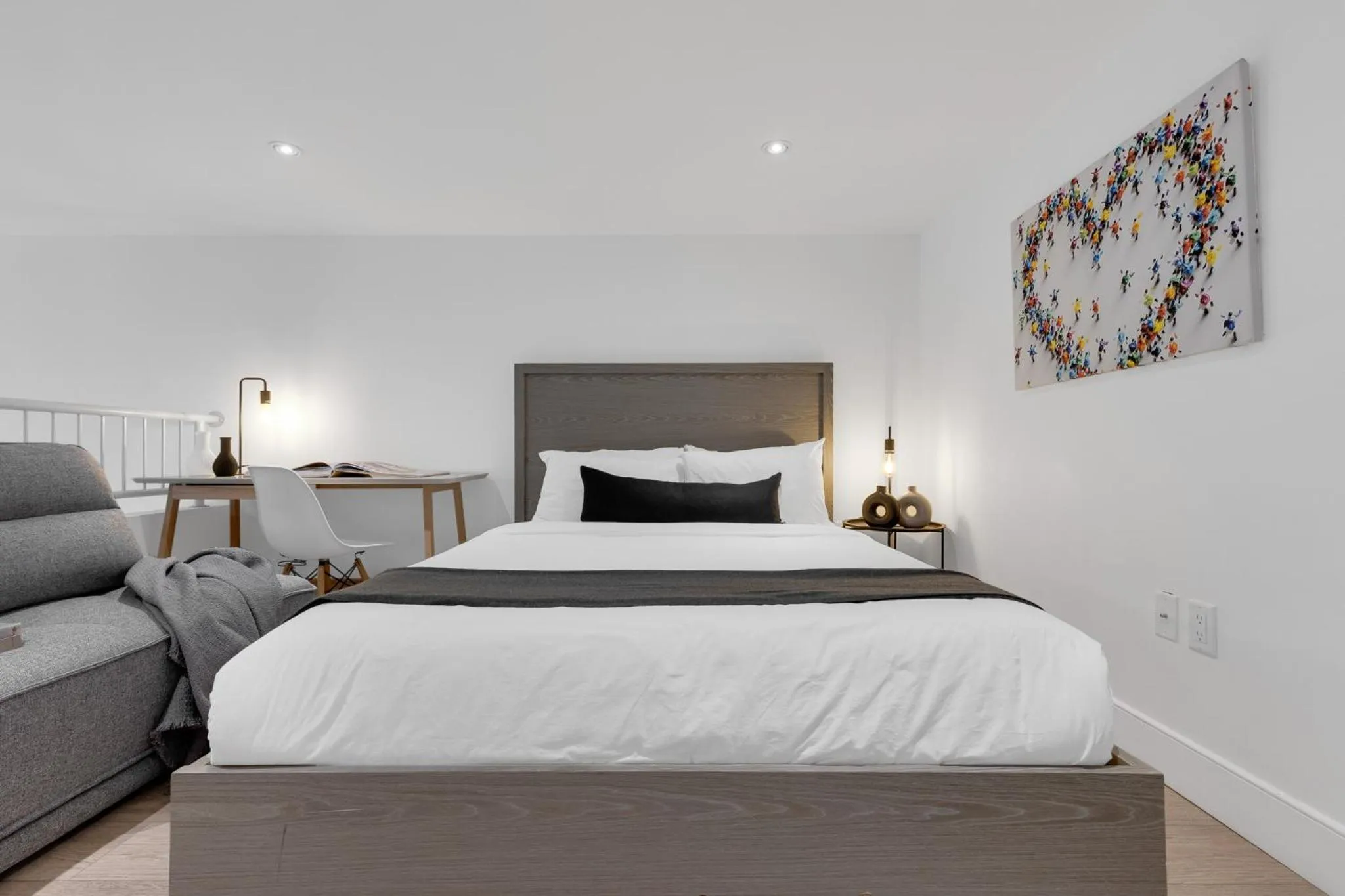 Bed in LiV MTL Downtown