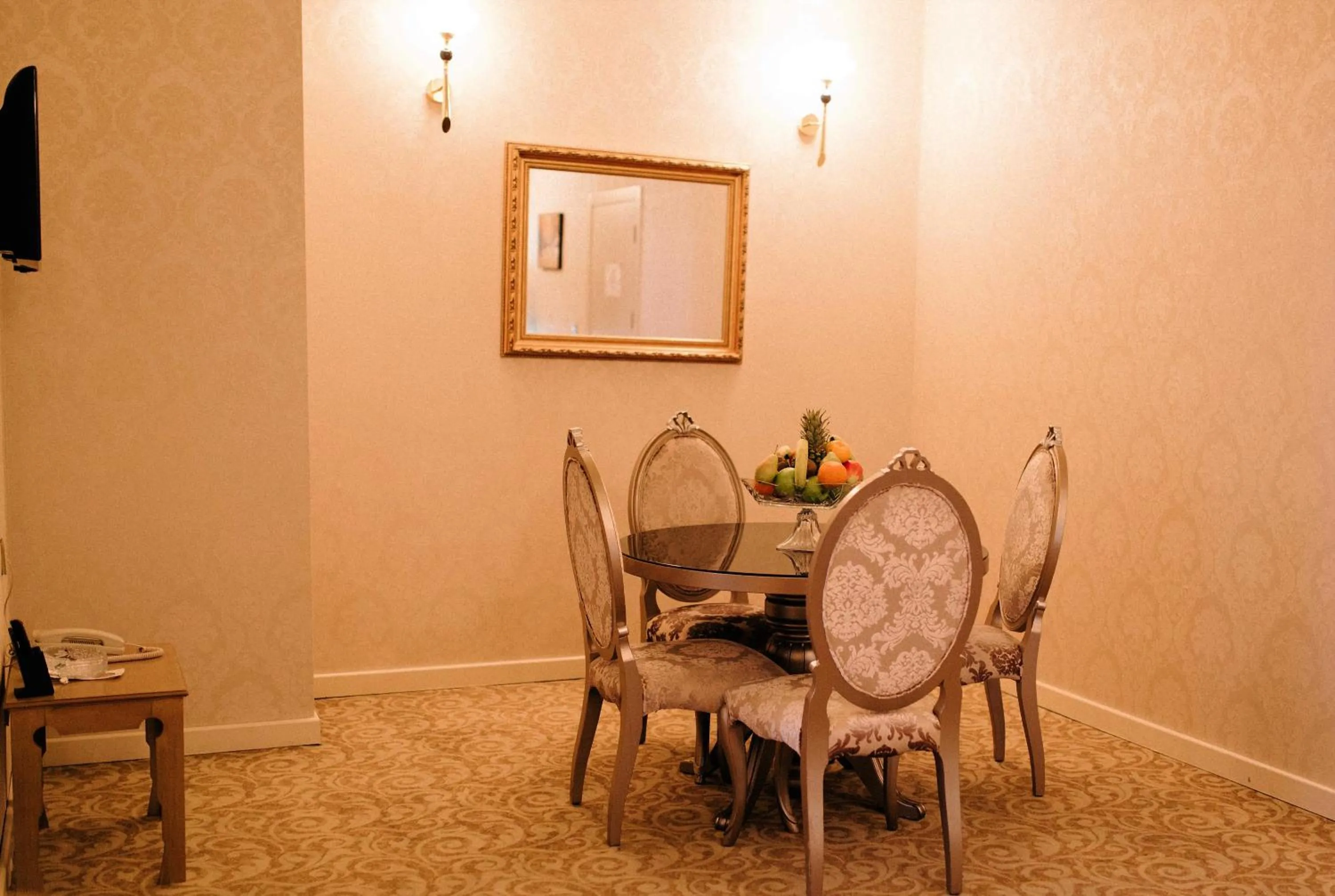 Living room in Teatro Boutique Hotel