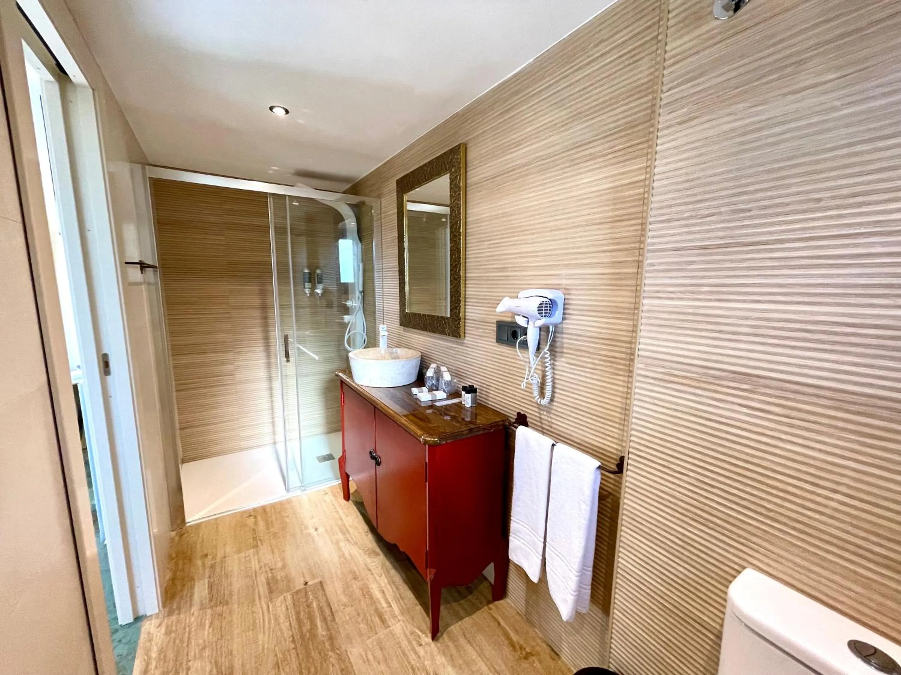 Bathroom in Akla Hotel Suites Valles Pasiegos