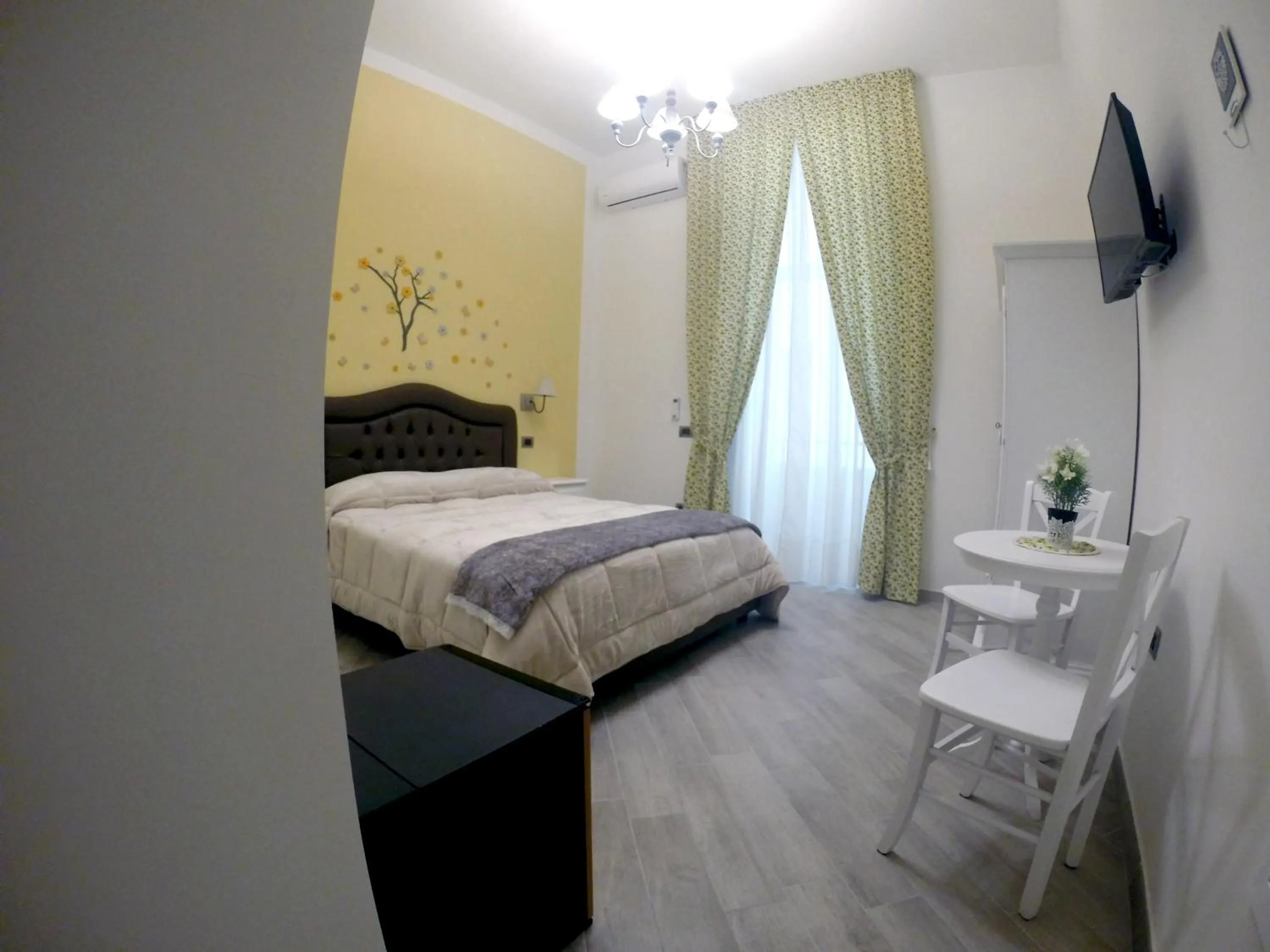 Photo of the whole room, Bed in B&B Le Stanze di Santa Chiara