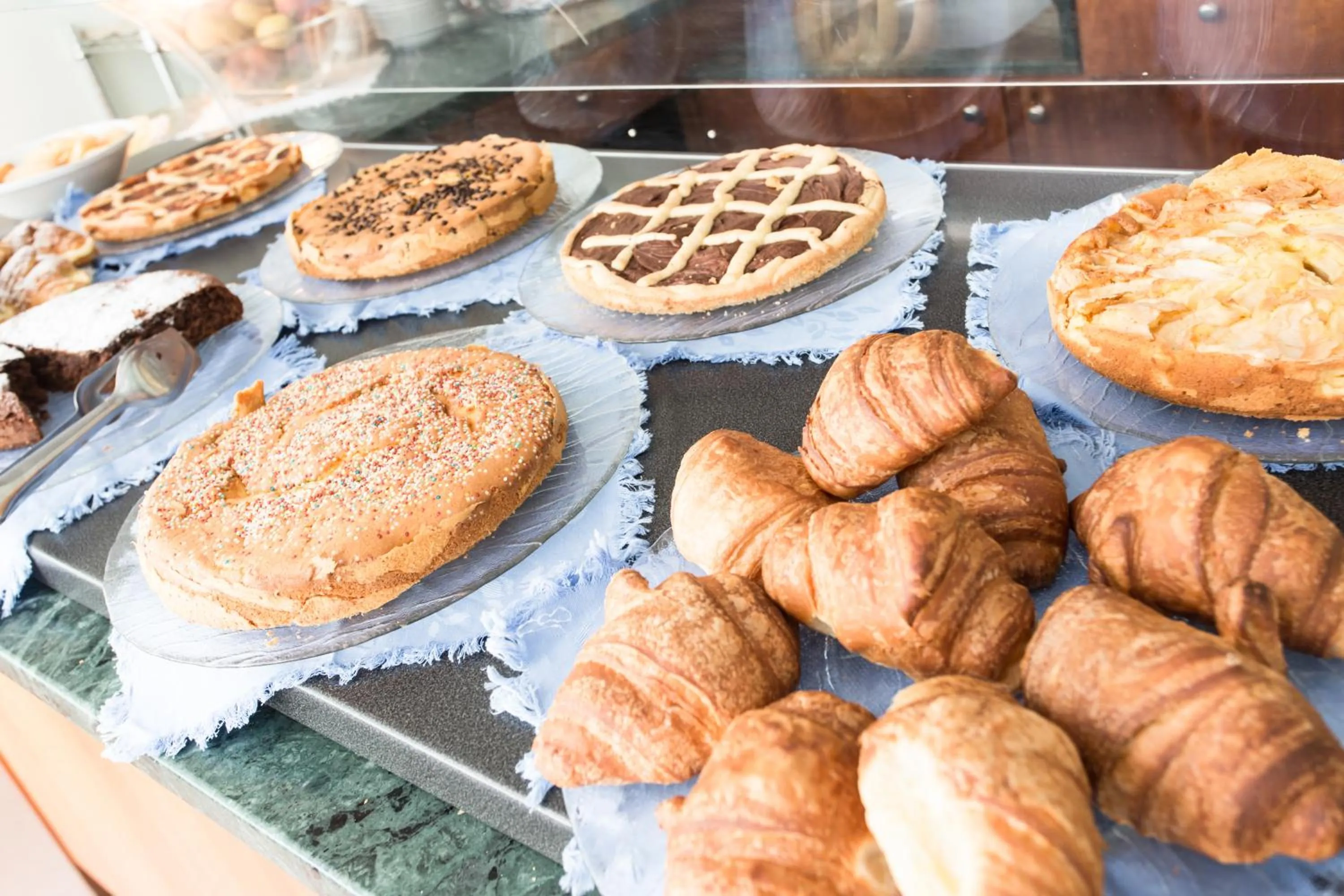 Food in Hotel Emilia