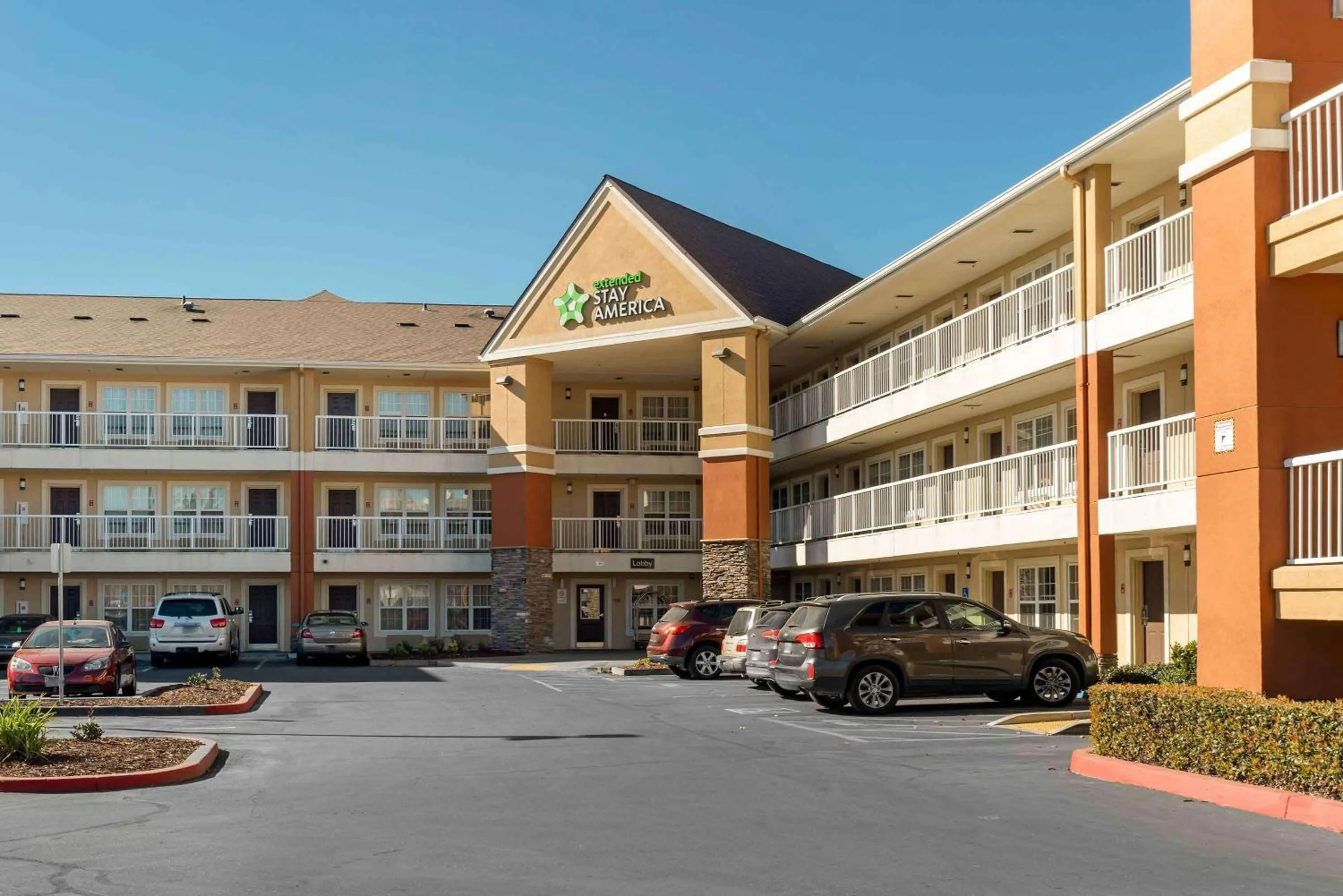 Property building in Extended Stay America Suites - Sacramento - Arden Way