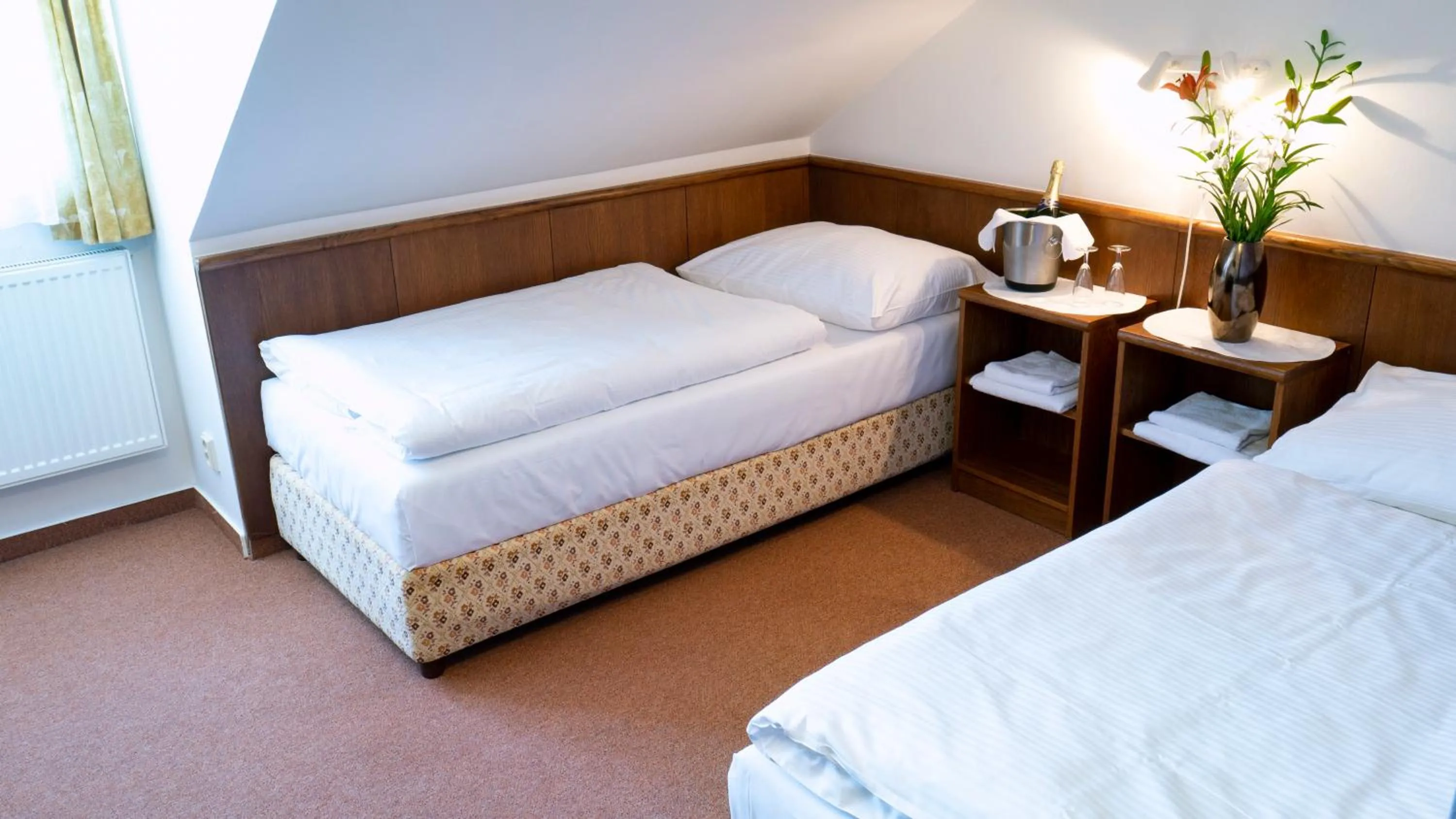 Photo of the whole room, Bed in Hotel Floret