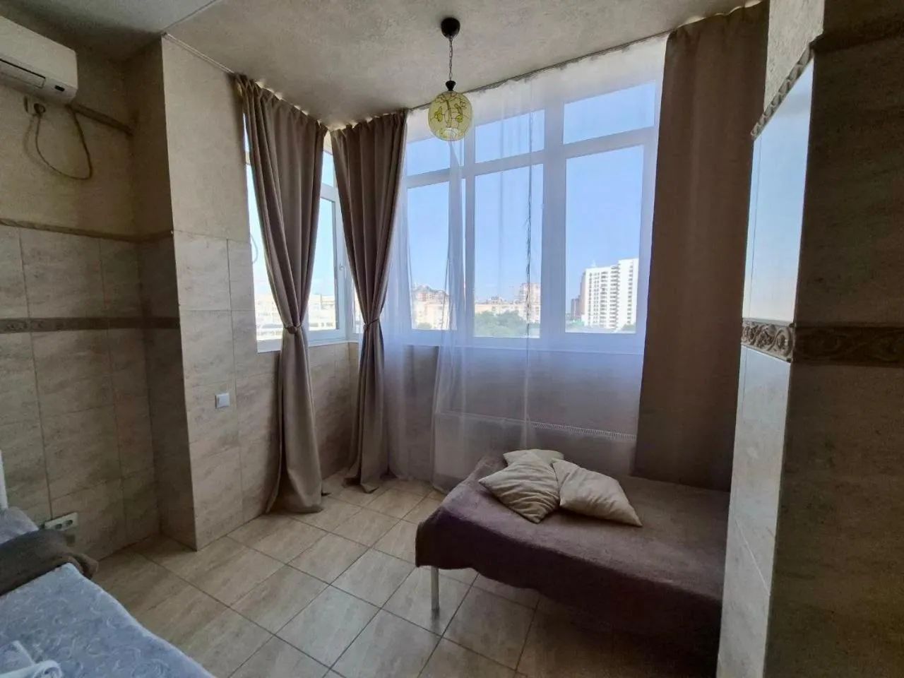 Photo of the whole room, Bed in Pechersk House