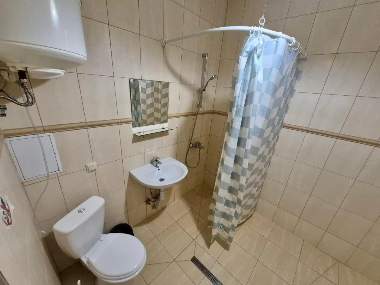 Shower in Pechersk House