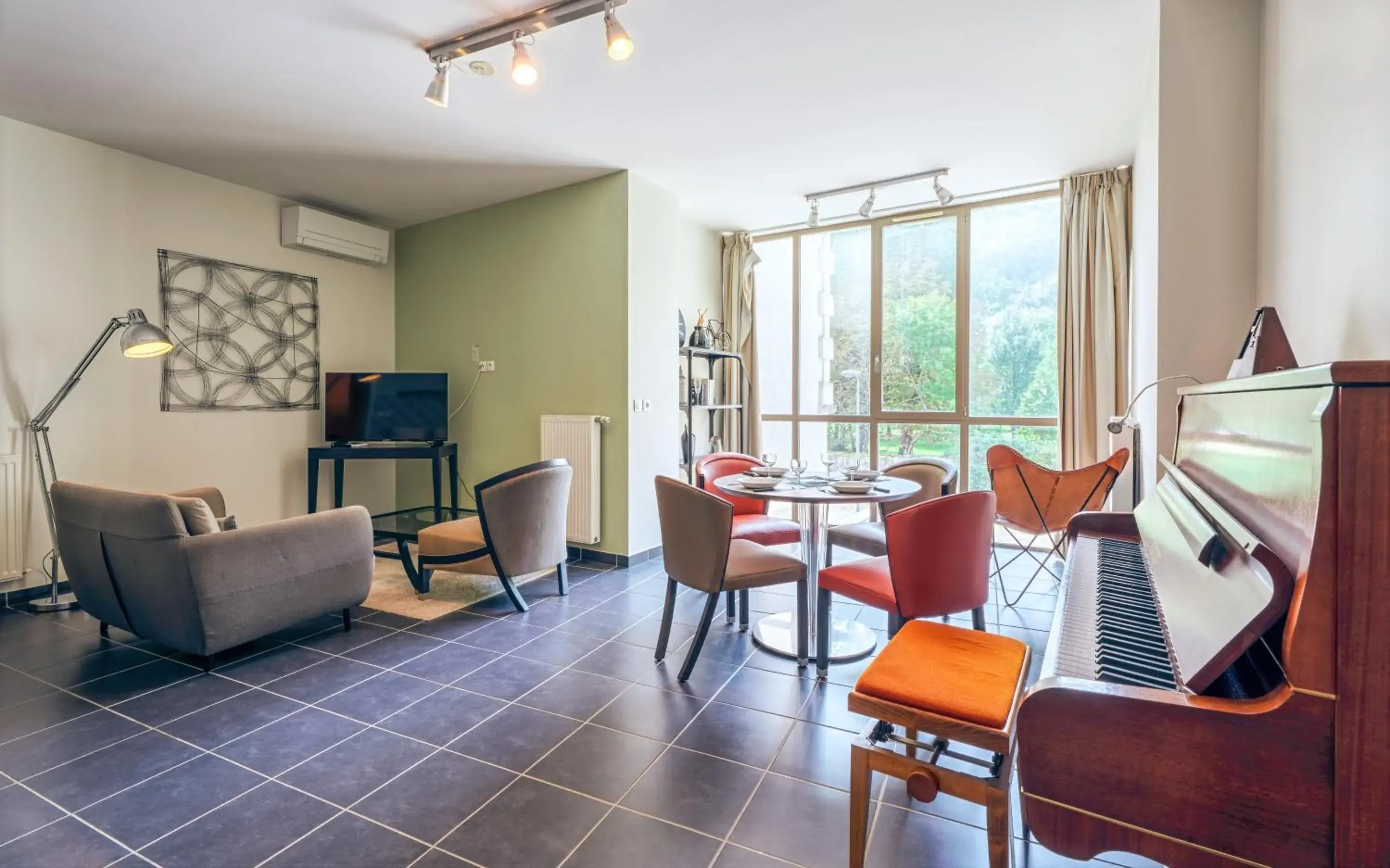 Studio with Mountain View in Tempologis - Chateau de la Rochette Studio with Mountain View in Tempologis - Chateau de la Rochette