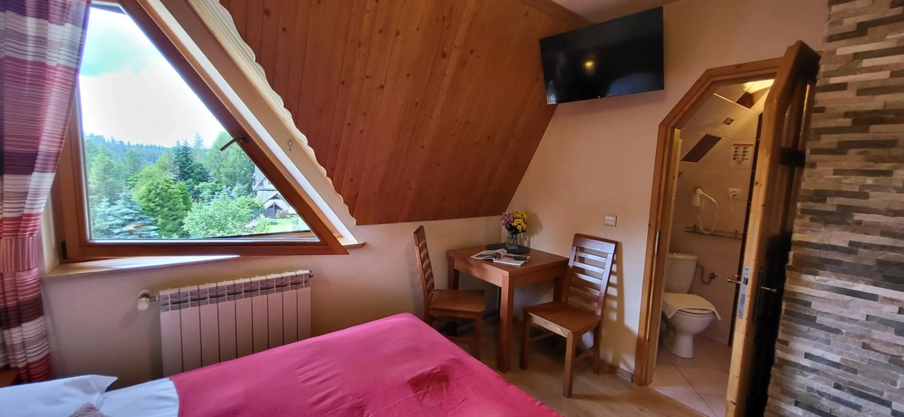 Bed in Jedla Miejsce Gościnne
