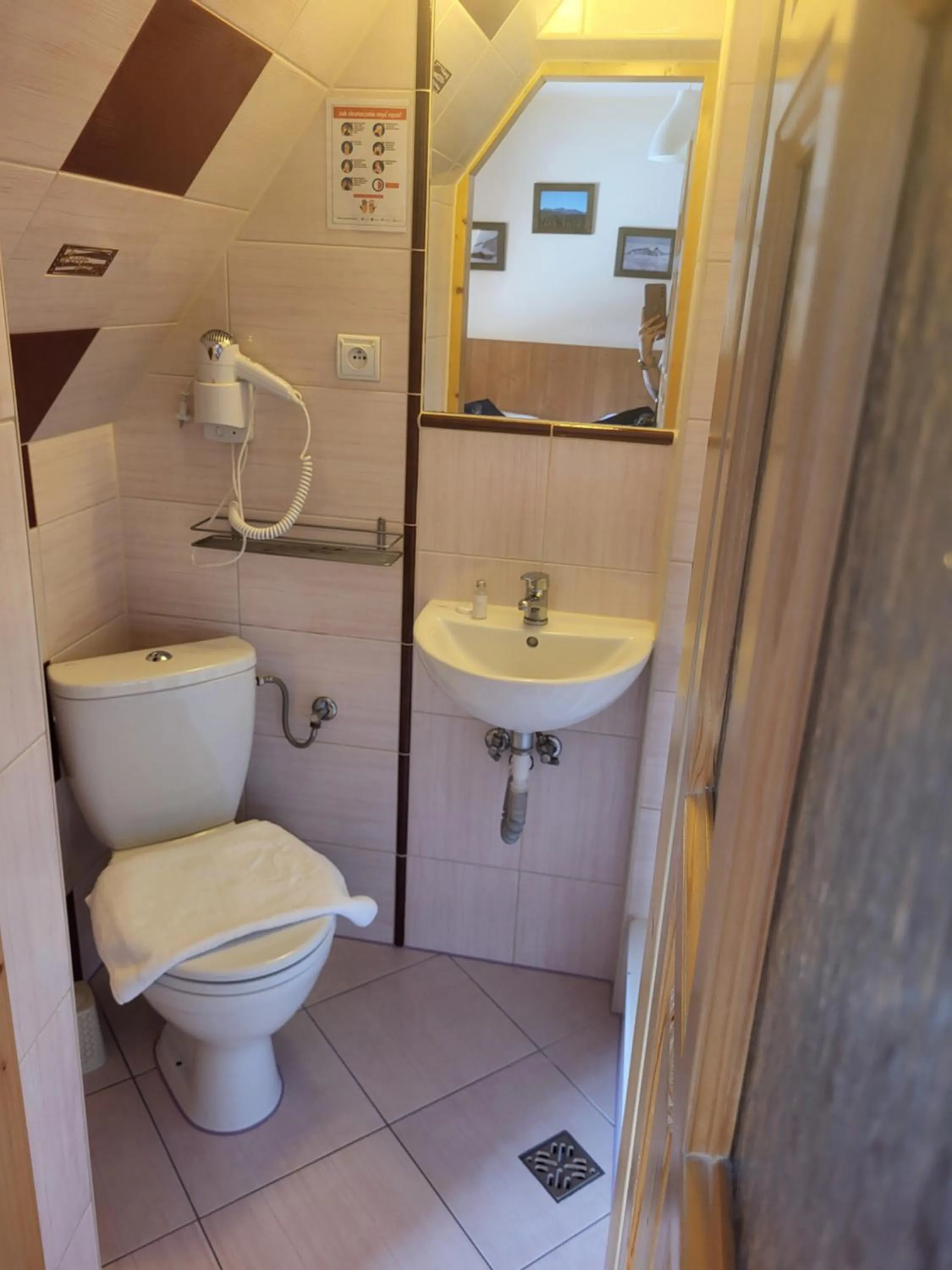Shower in Jedla Miejsce Gościnne