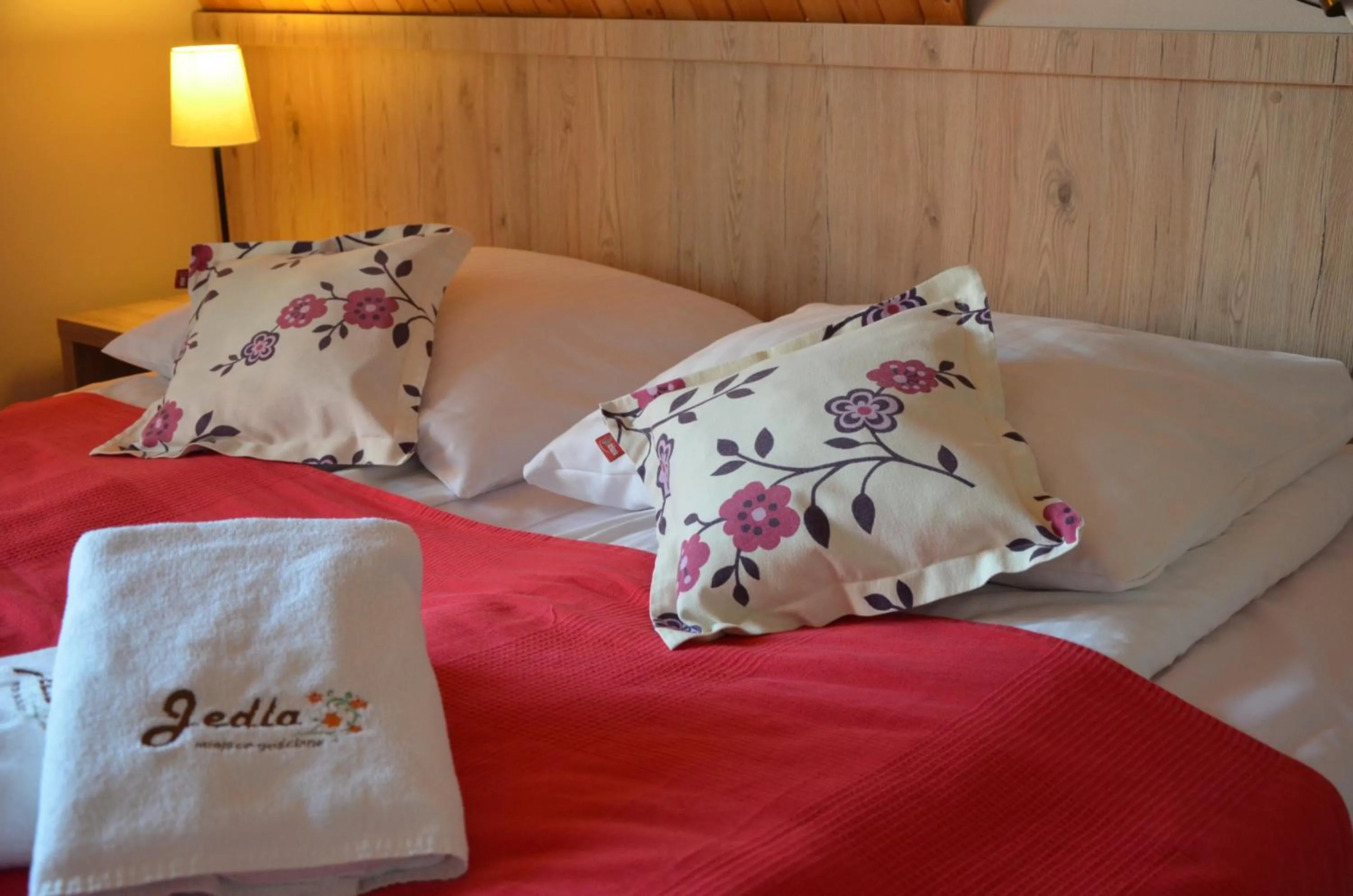 Bed in Jedla Miejsce Gościnne
