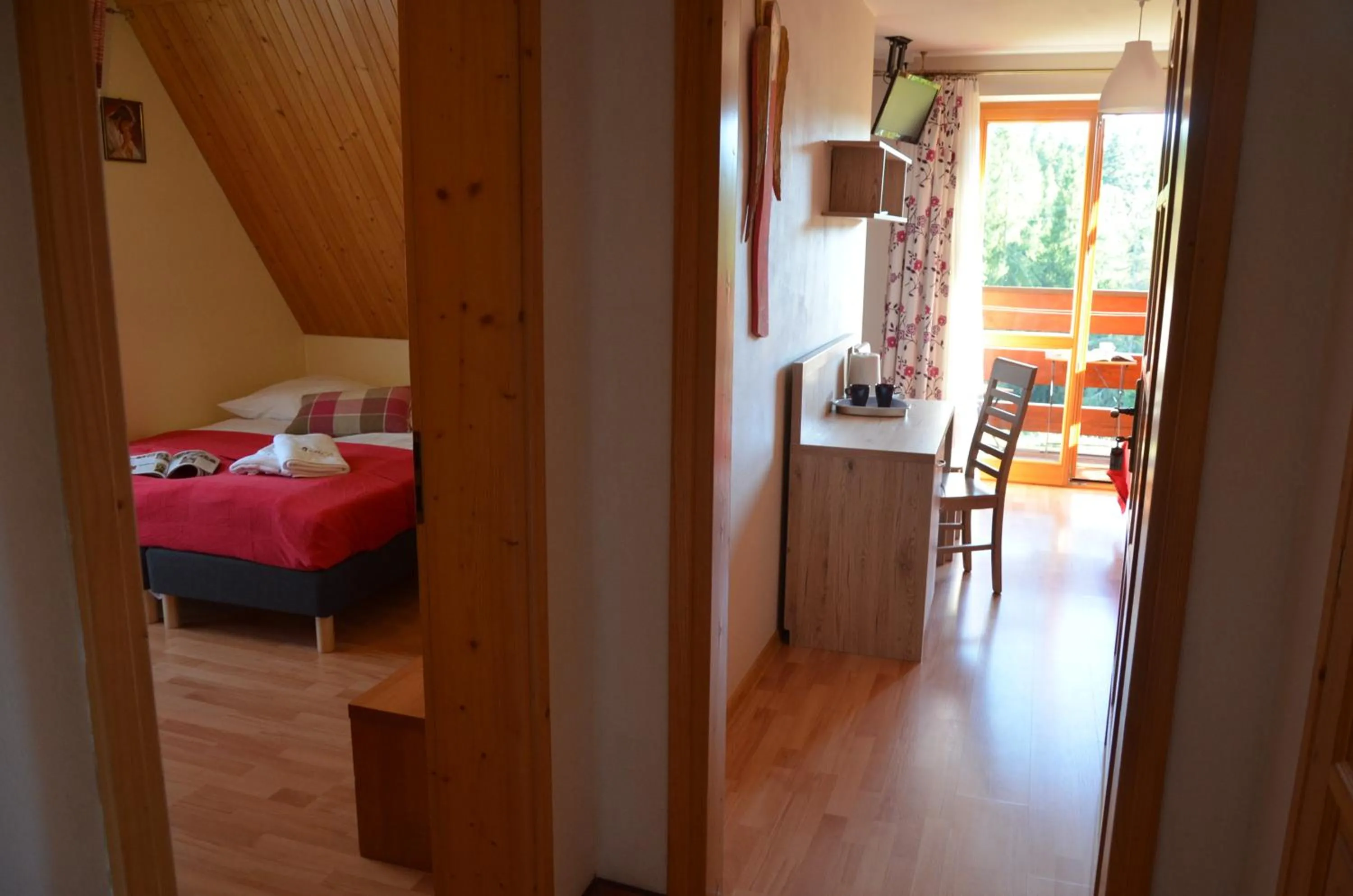 Balcony/Terrace, Bed in Jedla Miejsce Gościnne