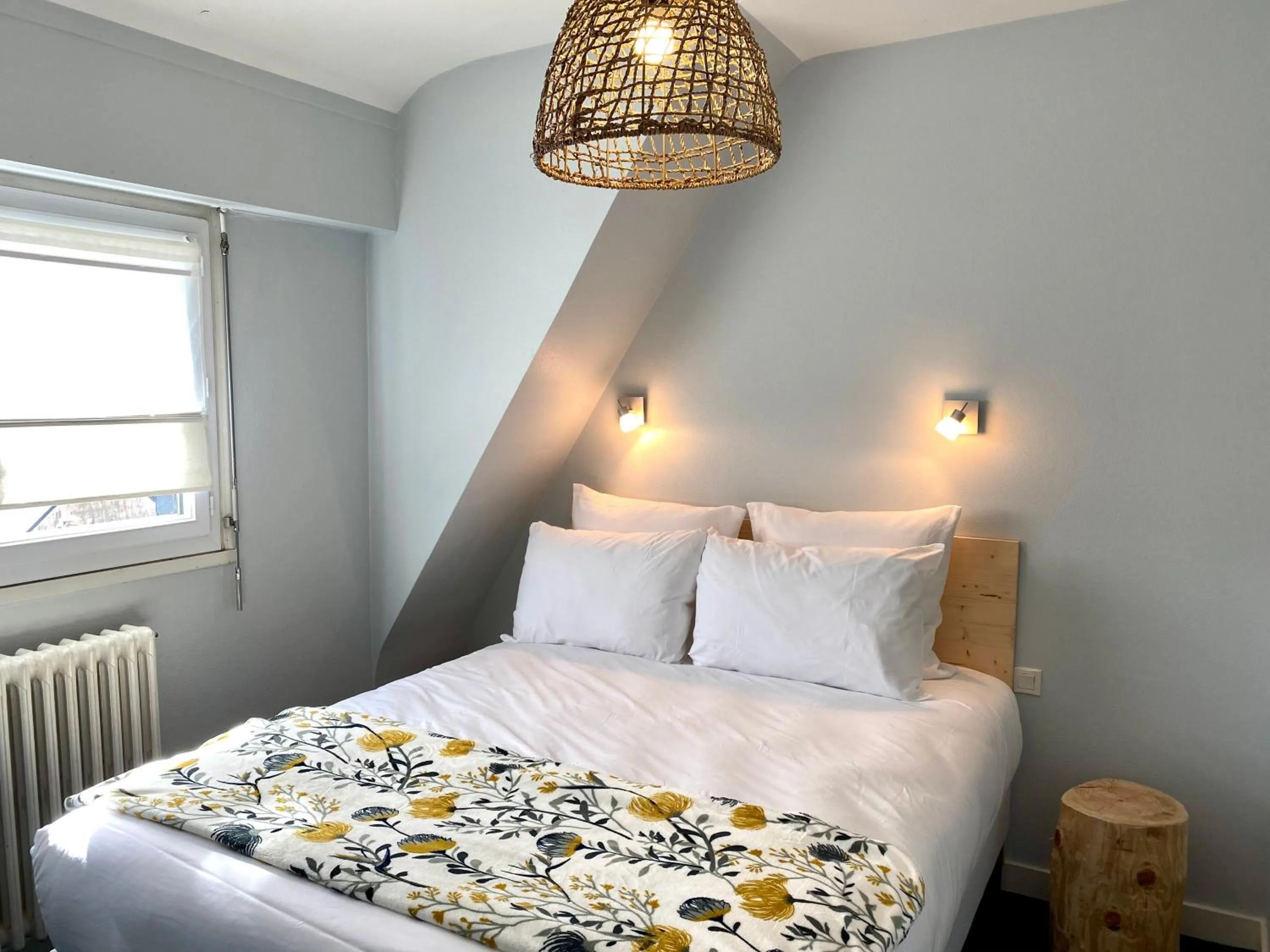 Photo of the whole room, Bed in Hôtel La Maison des Dunes